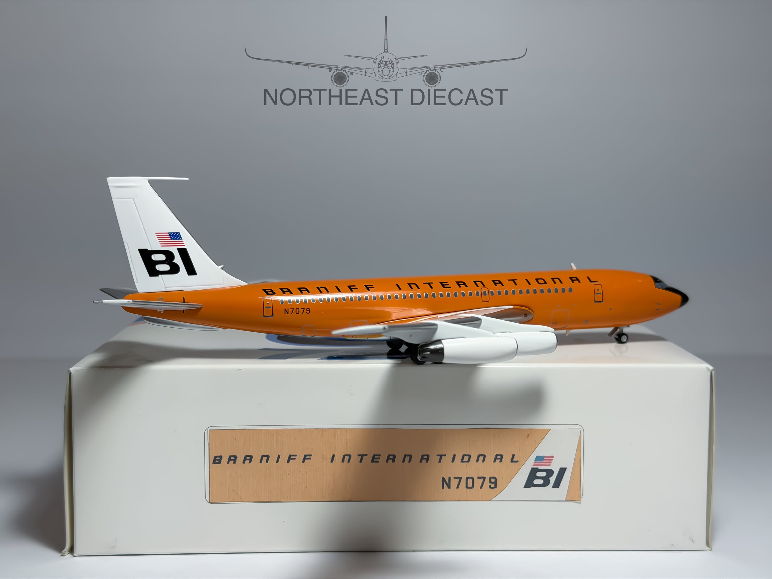 Braniff International Boeing 720 1:200 Aeroclassics N7079 (ACN7079)