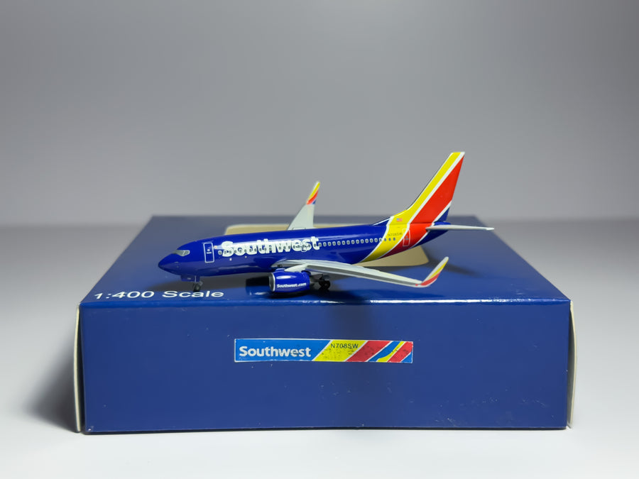 Southwest Airlines Boeing 737-700 1:400 Aeroclassics N708SW (ACN708SW)