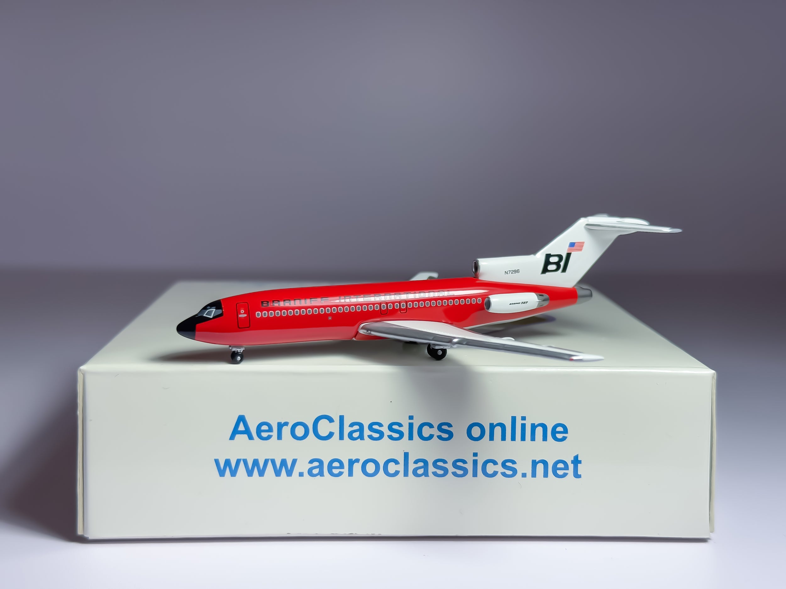 Braniff International Boeing 727-100 1:400 Aeroclassics N7296 (ACN7296)