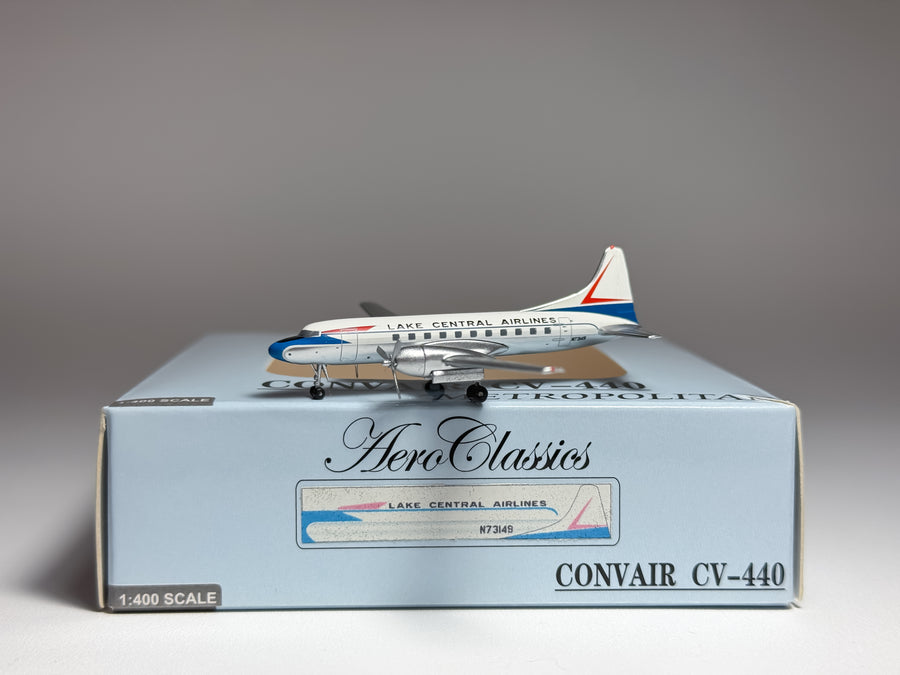 Lake Central Airlines Convair CV-440 1:400 Aeroclassics N73149 (ACN73149)