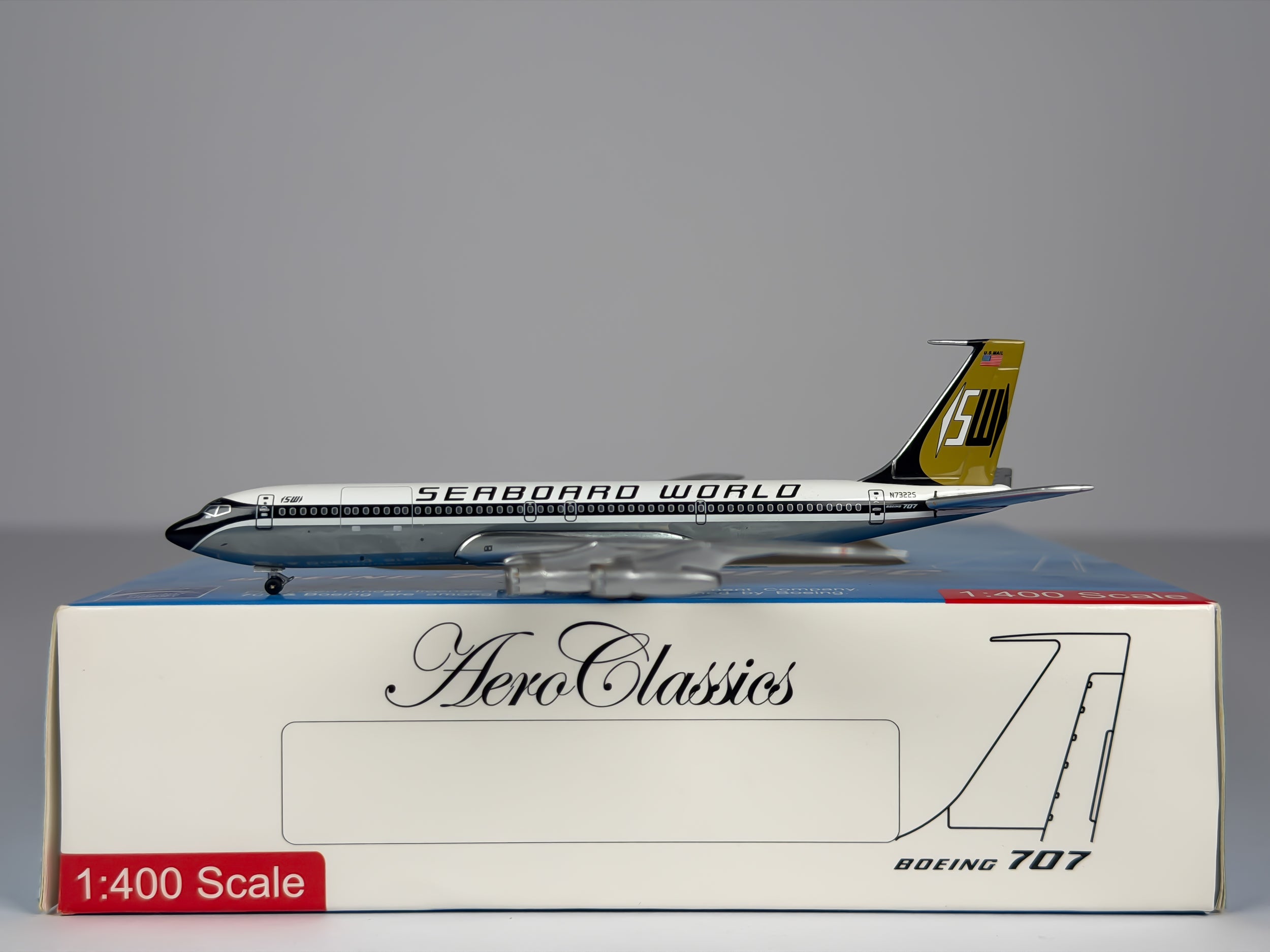 Seaboard World Boeing 707-300 1:400 Aeroclassics N7322S (ACN7322S)