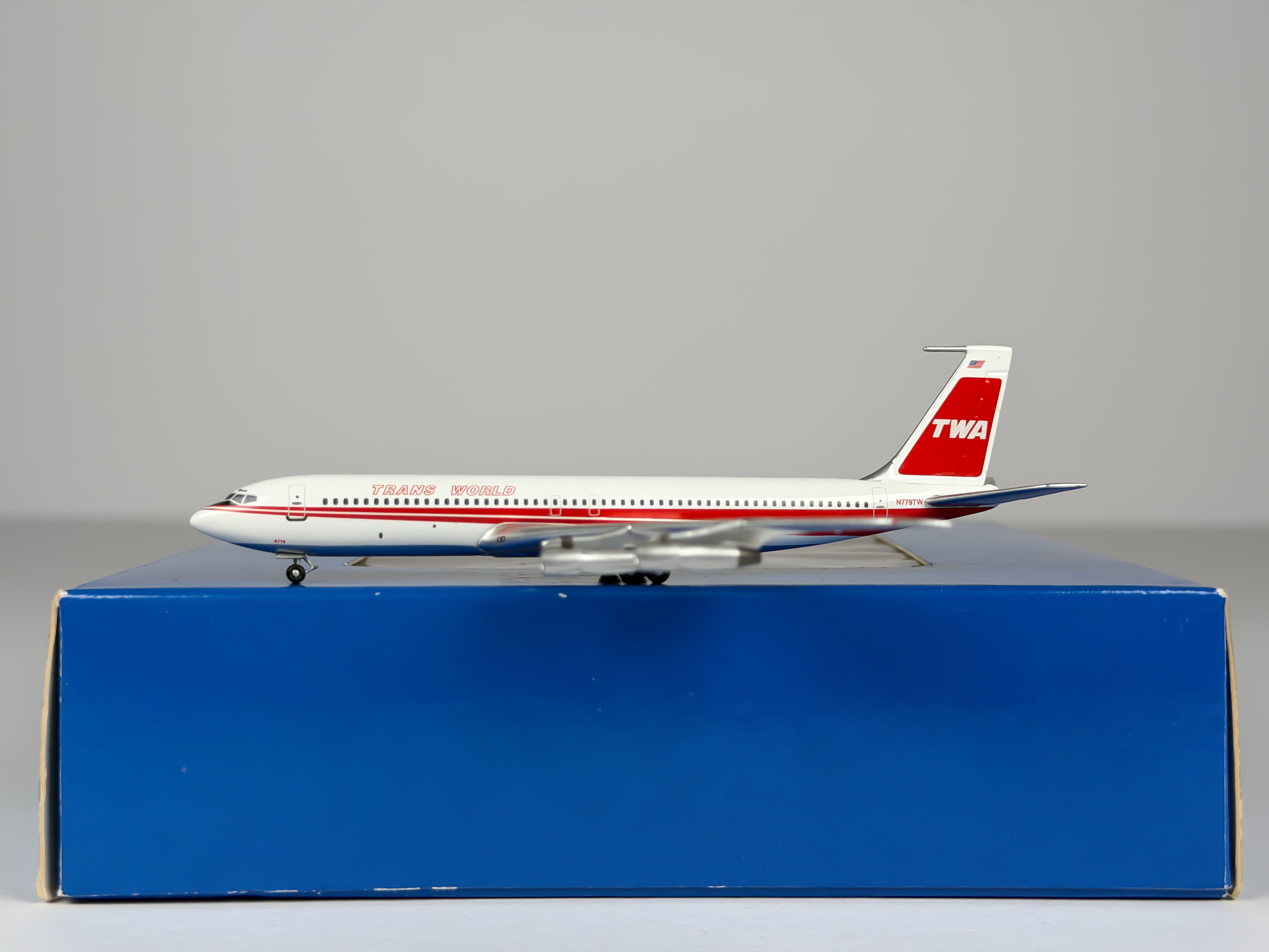 Trans World Airlines (TWA) Boeing 707-300 1:400 Aeroclassics N779TW (ACN779TW)