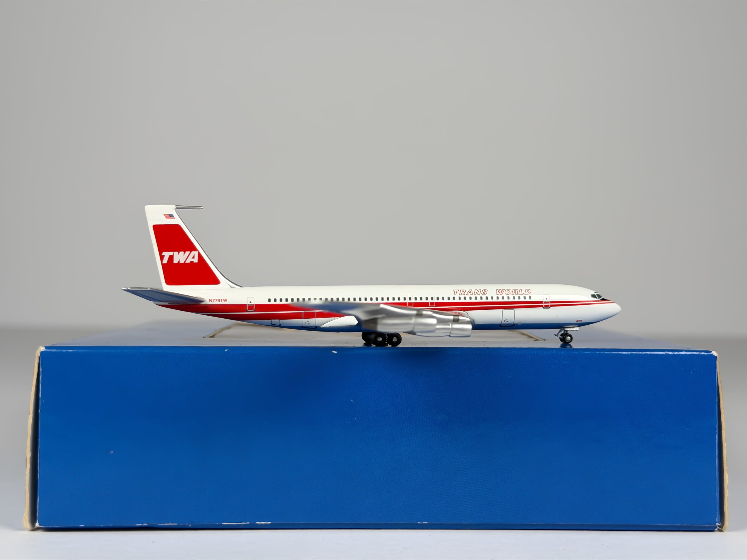 Trans World Airlines (TWA) Boeing 707-300 1:400 Aeroclassics N779TW (ACN779TW)