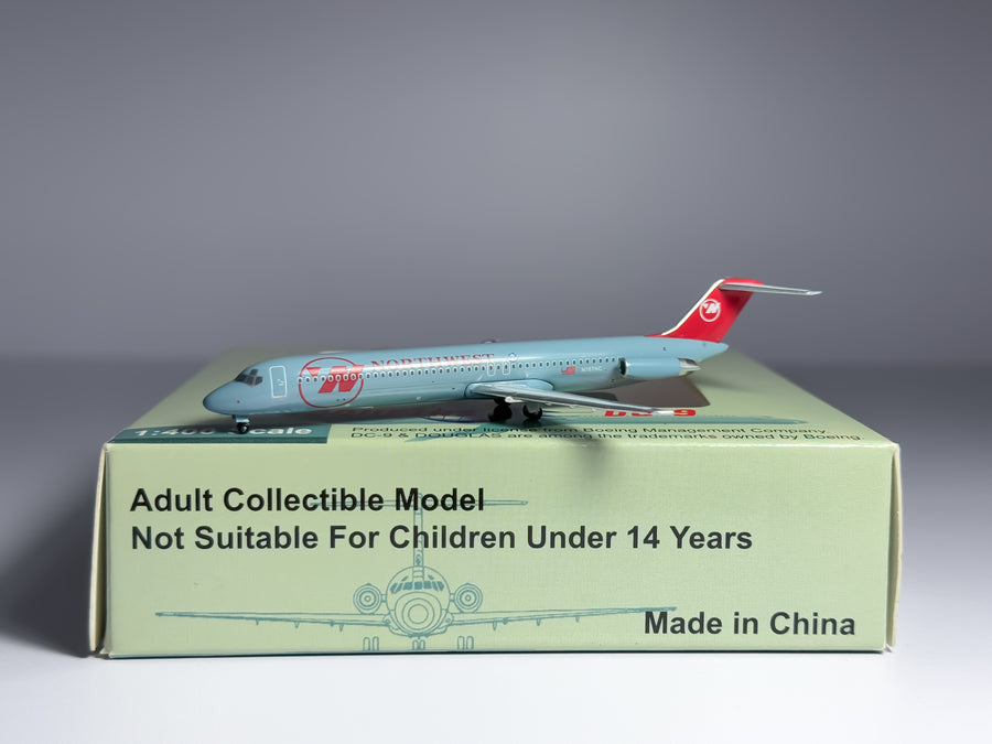 Northwest Airlines Douglas DC-9-40 1:400 Aeroclassics N787NC (ACN787NC)