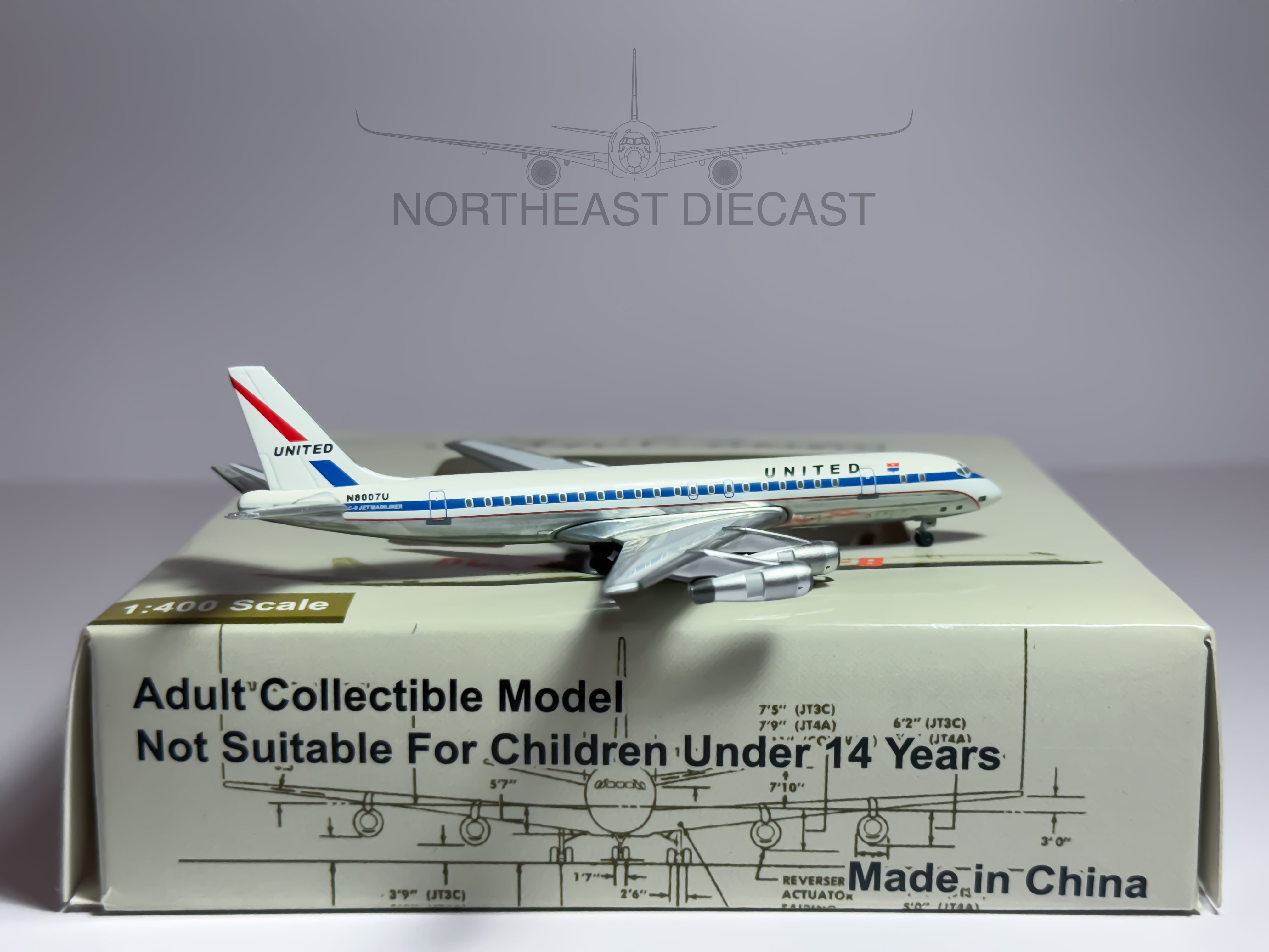 United Airlines Douglas DC-8-50 1:400 Aeroclassics N8007U (ACN8007U)
