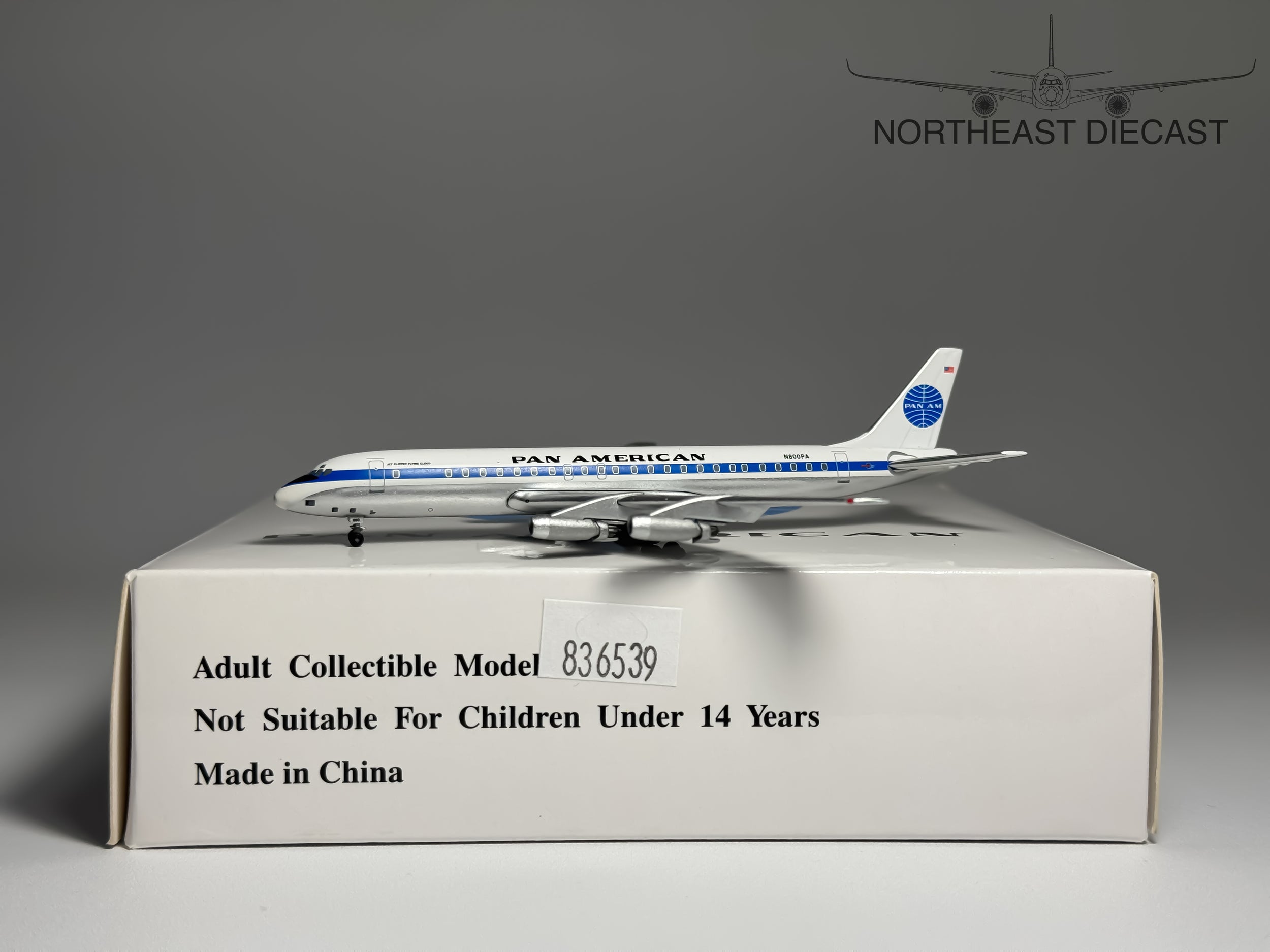 Pan American Douglas DC-8-30 1:400 Aeroclassics N800PA (ACN800PA)