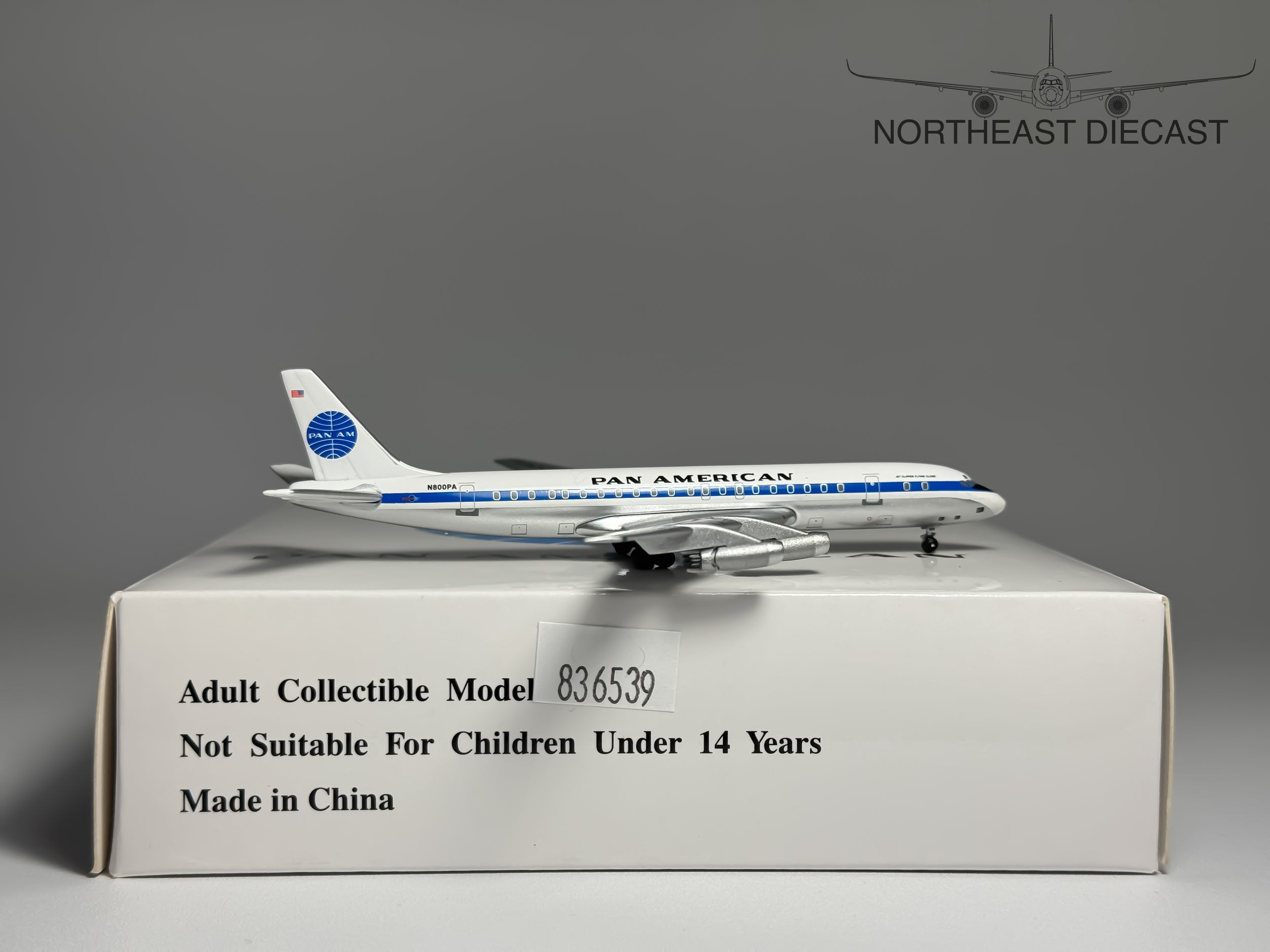 Pan American Douglas DC-8-30 1:400 Aeroclassics N800PA (ACN800PA)