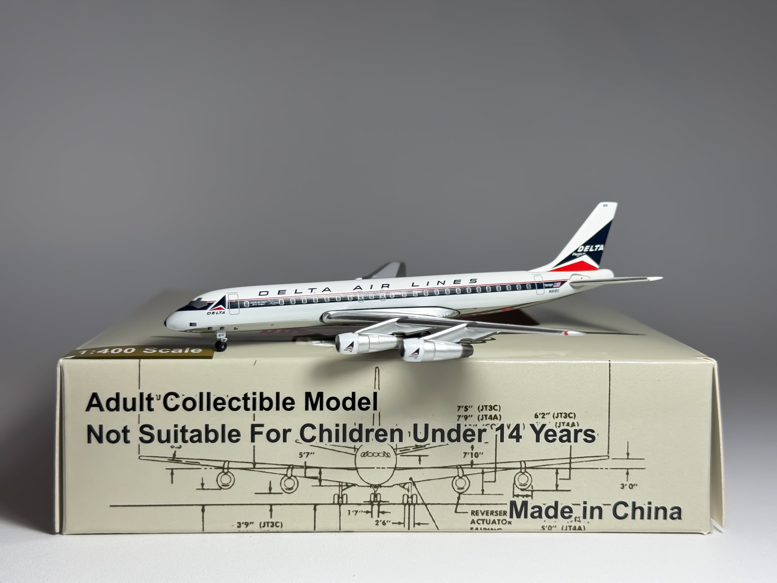 Delta Air Lines Douglas DC-8-63 1:400 Aeroclassics N818E (ACN818E)