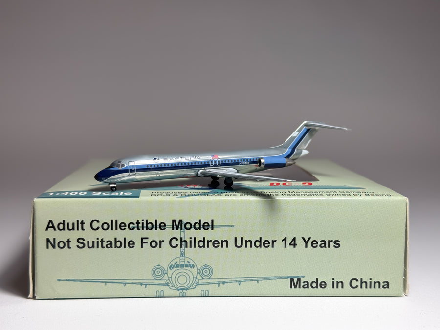 Eastern Air Lines Douglas DC-9-30 1:400 Aeroclassics N8988E (ACN8988E)