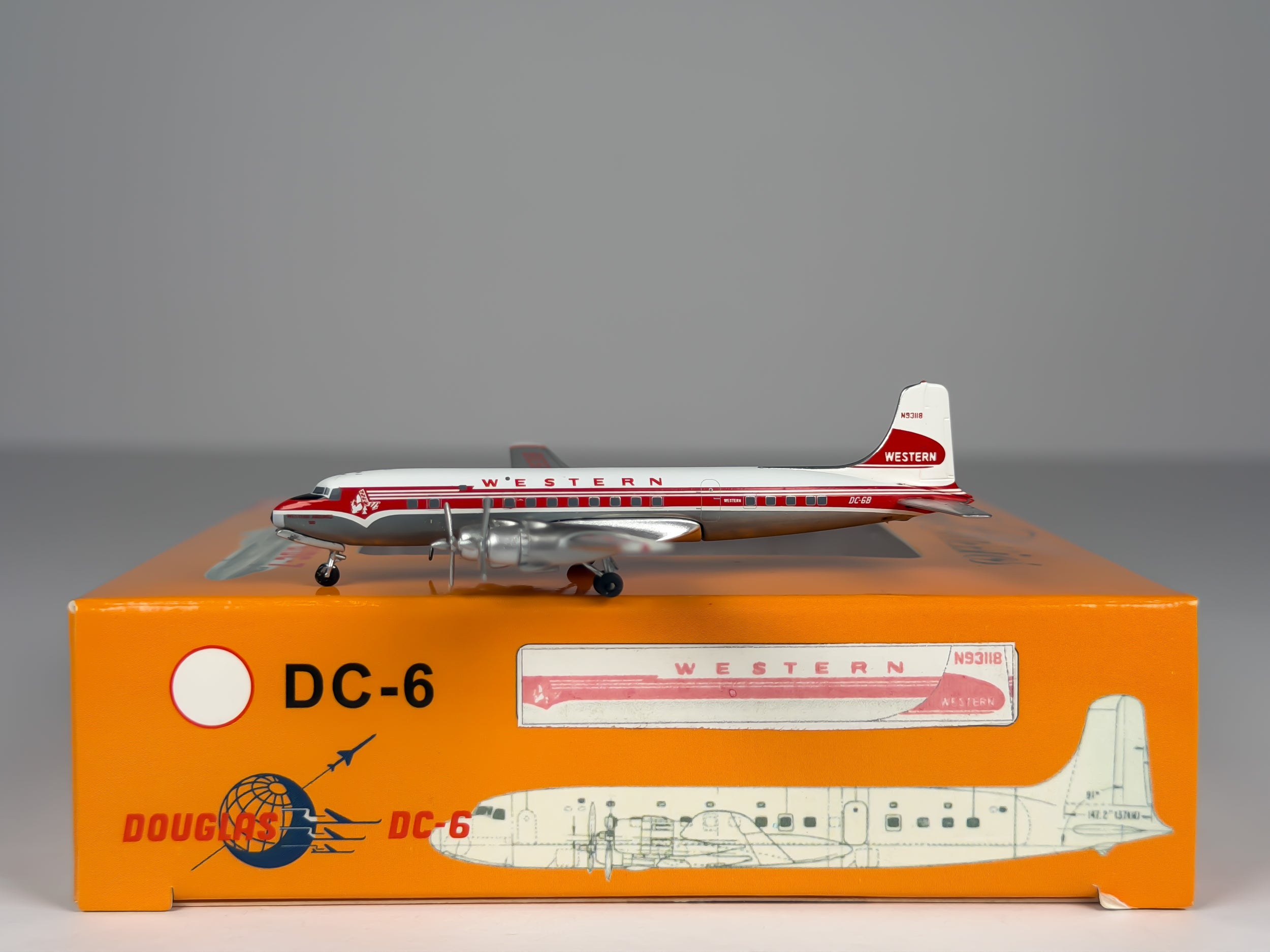 Western Airlines Douglas DC-6 1:400 Aeroclassics N93118 (ACN93118)
