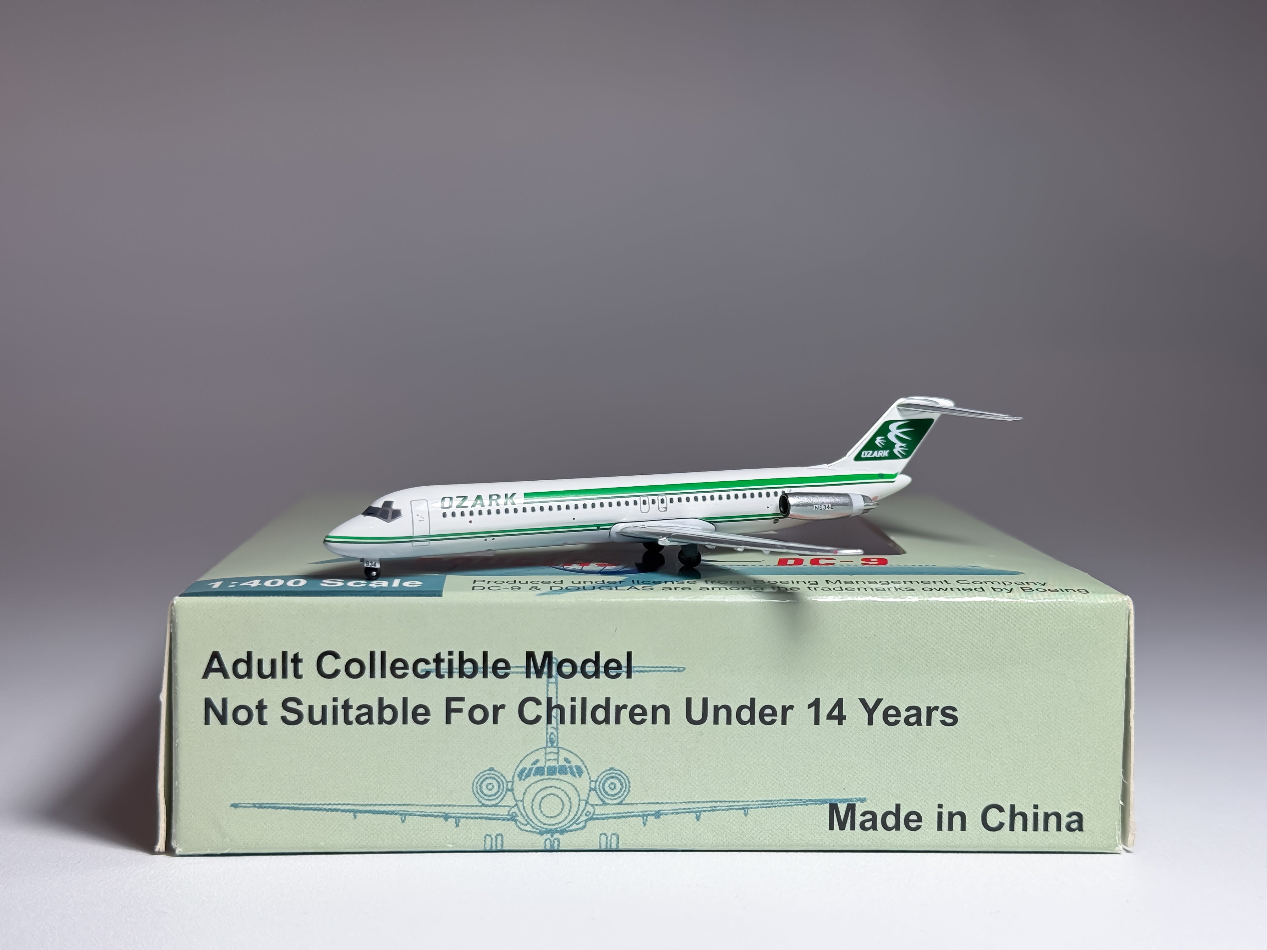 Ozark Air Lines Douglas DC-9-40 1:400 Aeroclassics N934L (ACN934L)
