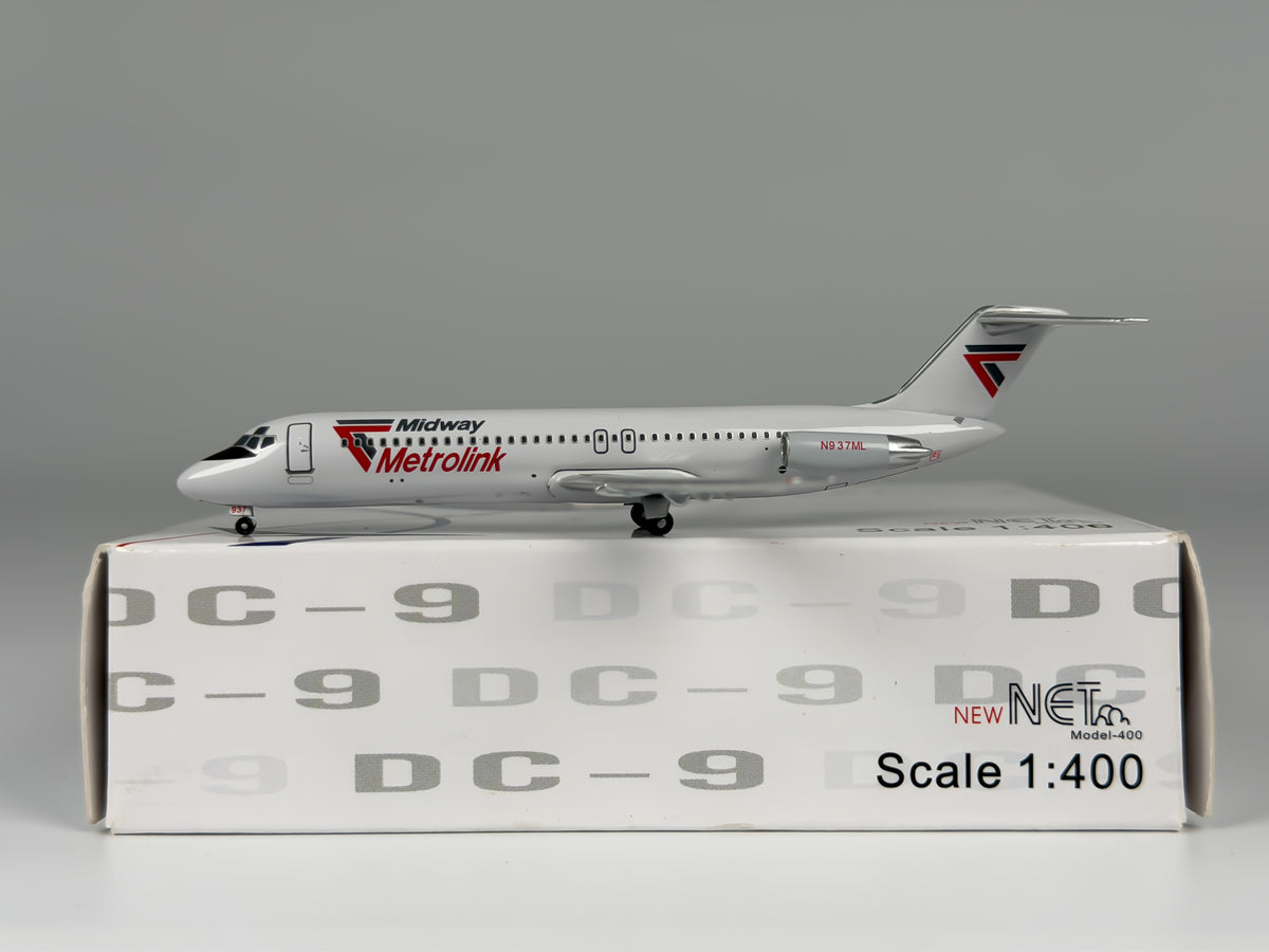 Midway Metrolink Douglas DC-9-30 1:400 Net Models N937ML (ACN937MLB)