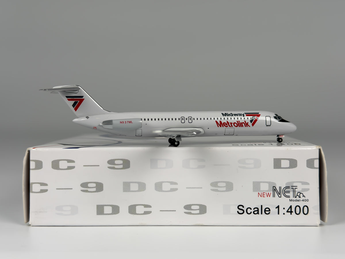 Midway Metrolink Douglas DC-9-30 1:400 Net Models N937ML (ACN937MLB)