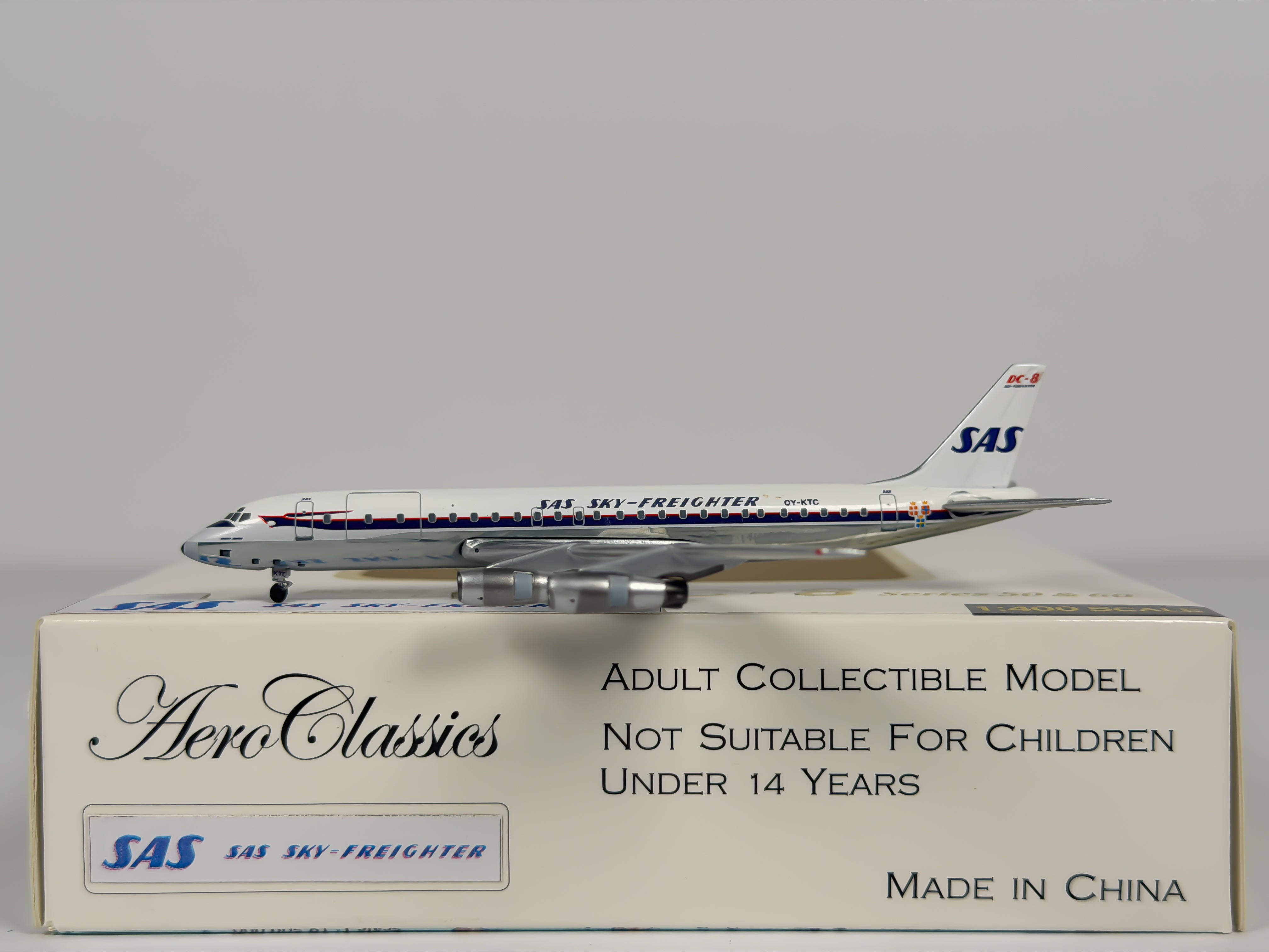 Scandinavian Airlines (SAS) Douglas DC-8-50 1:400 Aeroclassics OY-KTC (ACOYKTC)