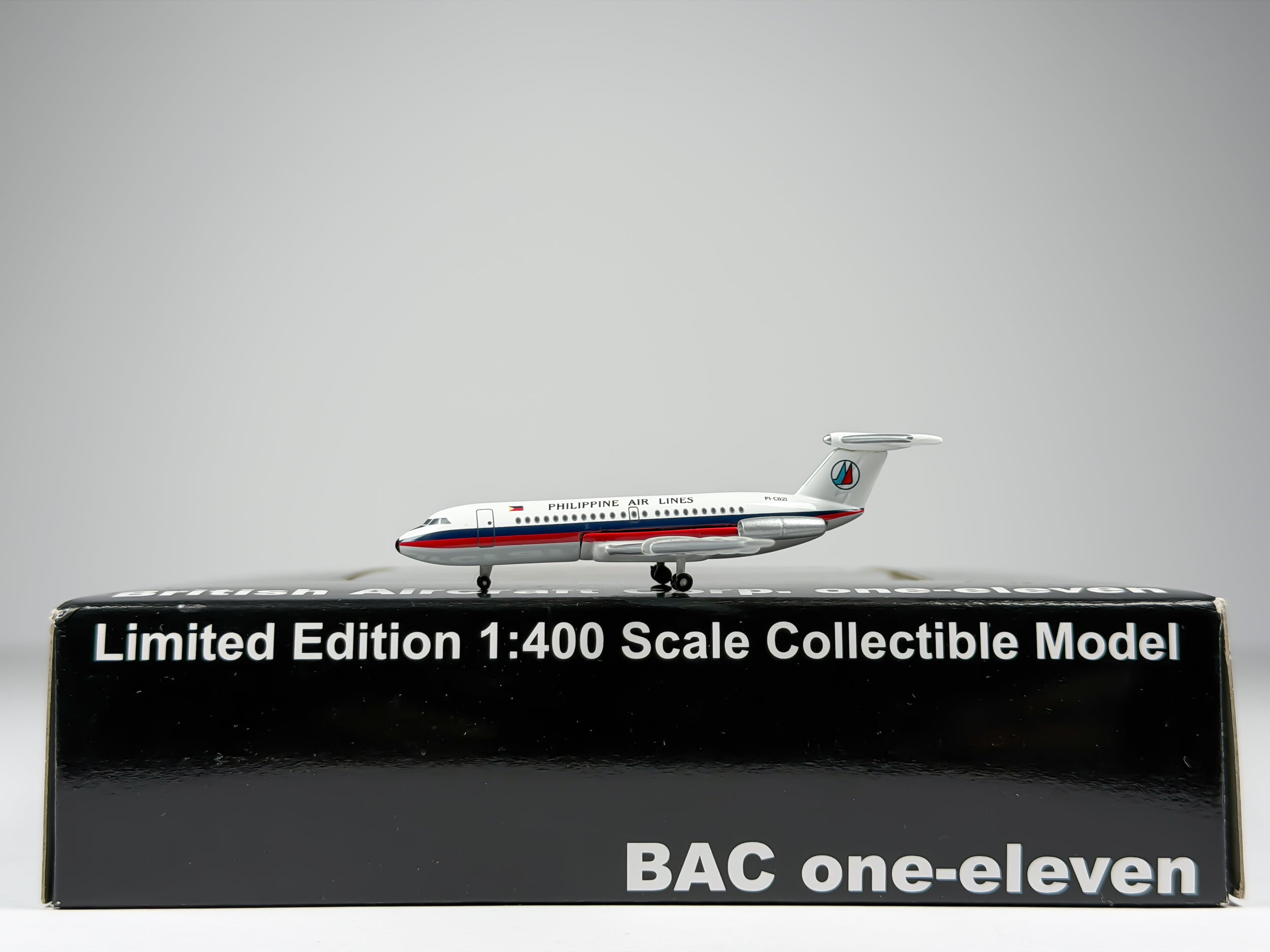 Philippine Airlines BAC 1-11 1:400 Aeroclassics PI-C1121 (ACPAL052)