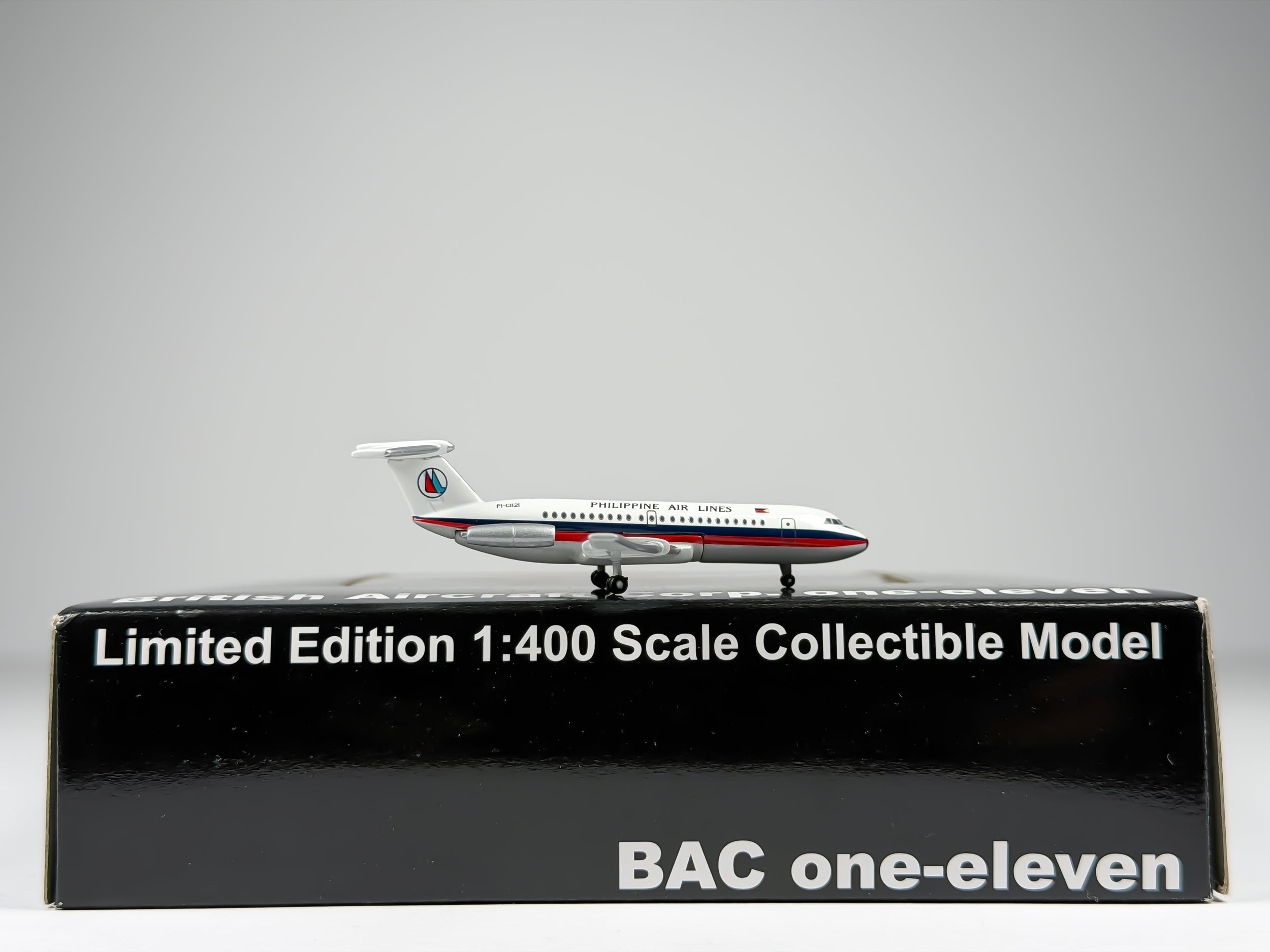 Philippine Airlines BAC 1-11 1:400 Aeroclassics PI-C1121 (ACPAL052)