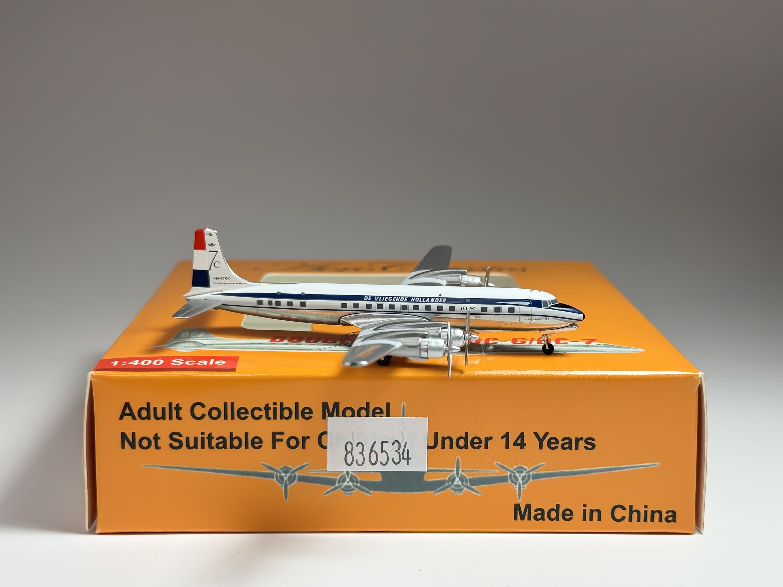 KLM Royal Dutch Airlines Douglas DC-7 1:400 Aeroclassics PH-DSK (ACPHDSK)