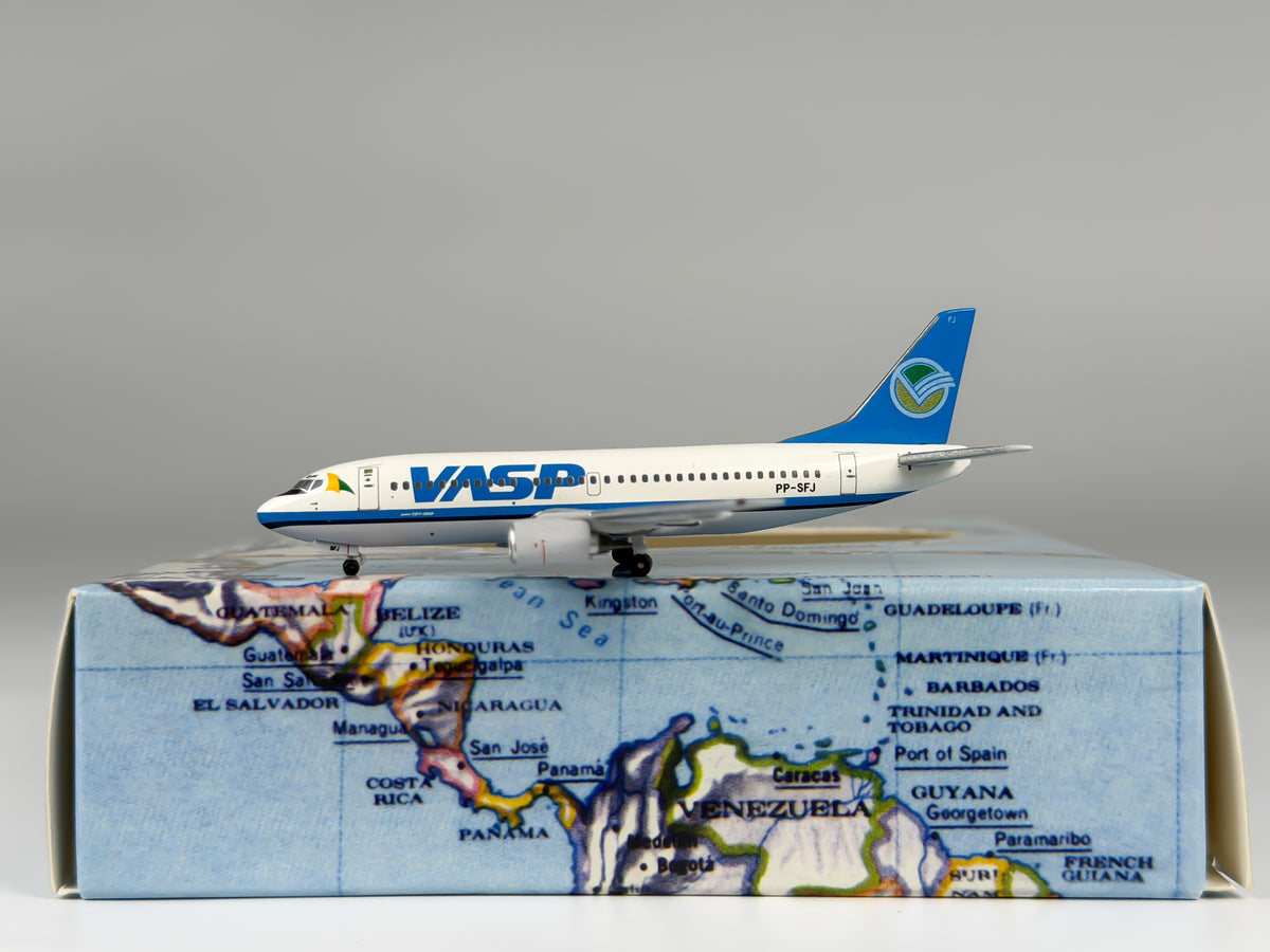 VASP Boeing 737-300 1:400 Aeroclassics PP-SFJ (ACPPSFJ)