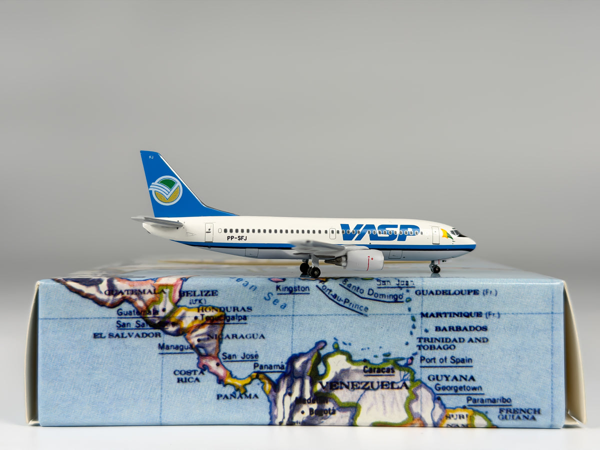 VASP Boeing 737-300 1:400 Aeroclassics PP-SFJ (ACPPSFJ)