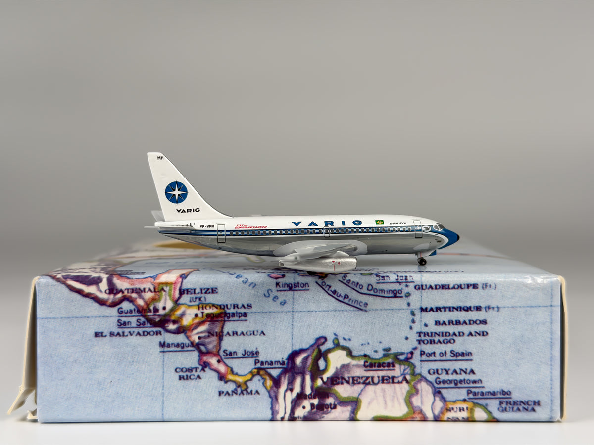 VARIG Boeing 737-200 1:400 Aeroclassics PP-VMH (ACPPVMH)