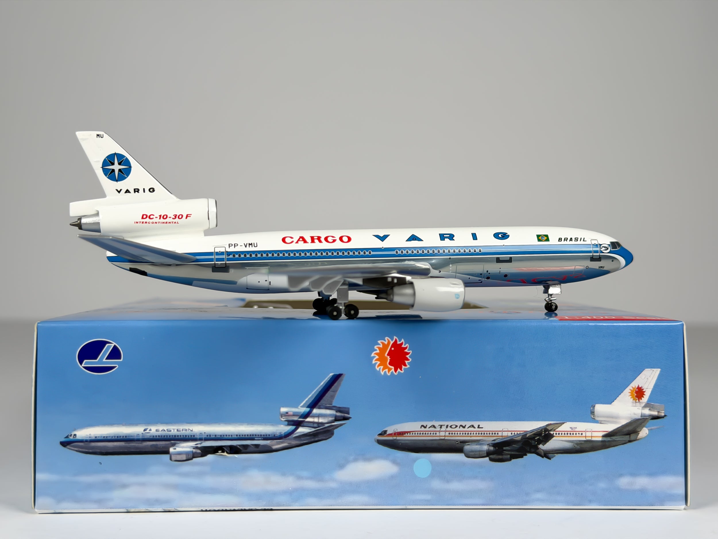VARIG Cargo McDonnell Douglas DC-10-30 1:400 Aeroclassics PP-VMU (ACPPVMU)