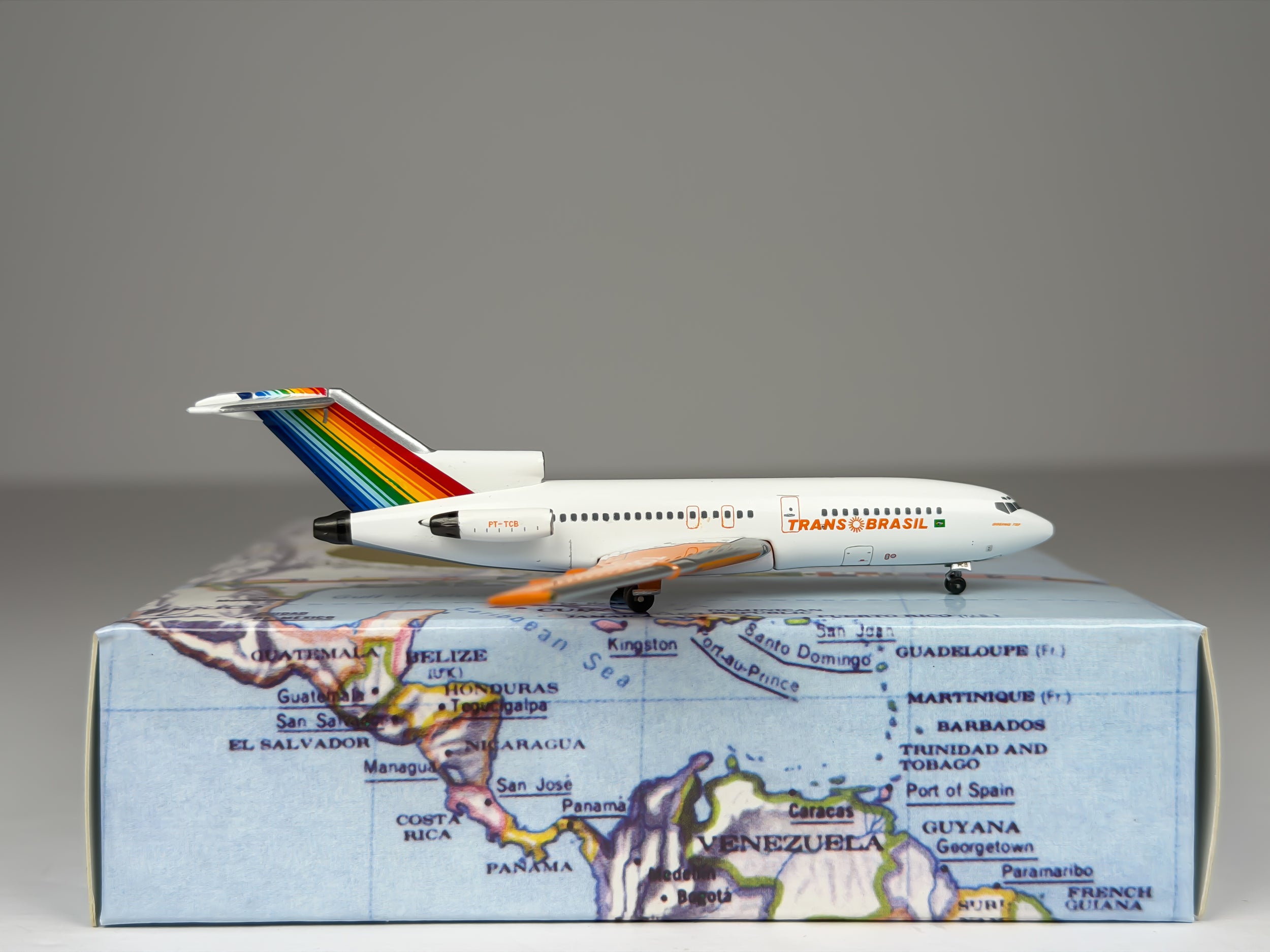 Trans Brasil Boeing 727-100 1:400 Aeroclassics PT-TCB (ACPTTCB)