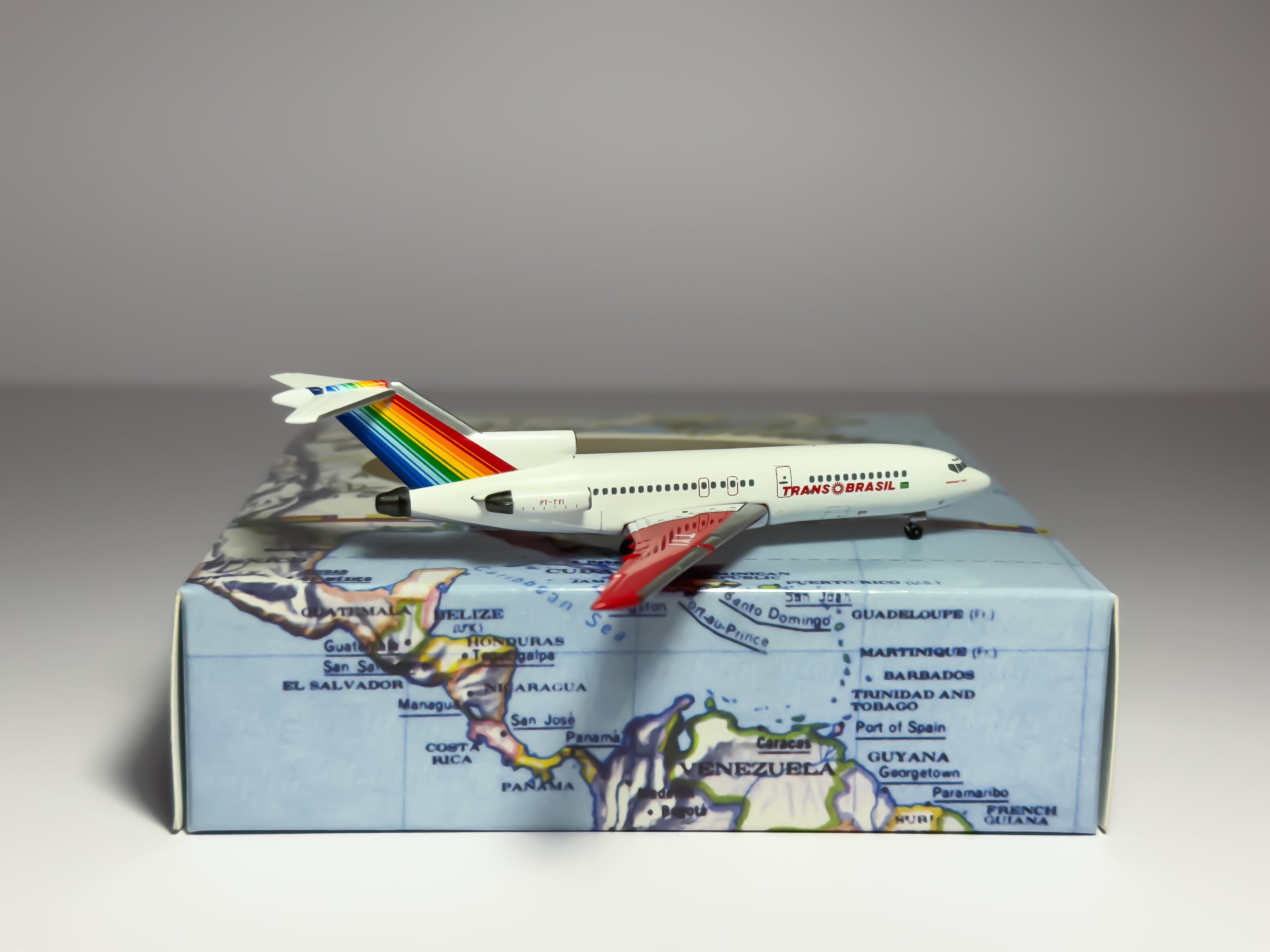 Trans Brasil Boeing 727-100 1:400 Aeroclassics PT-TYI (ACPTTYI)