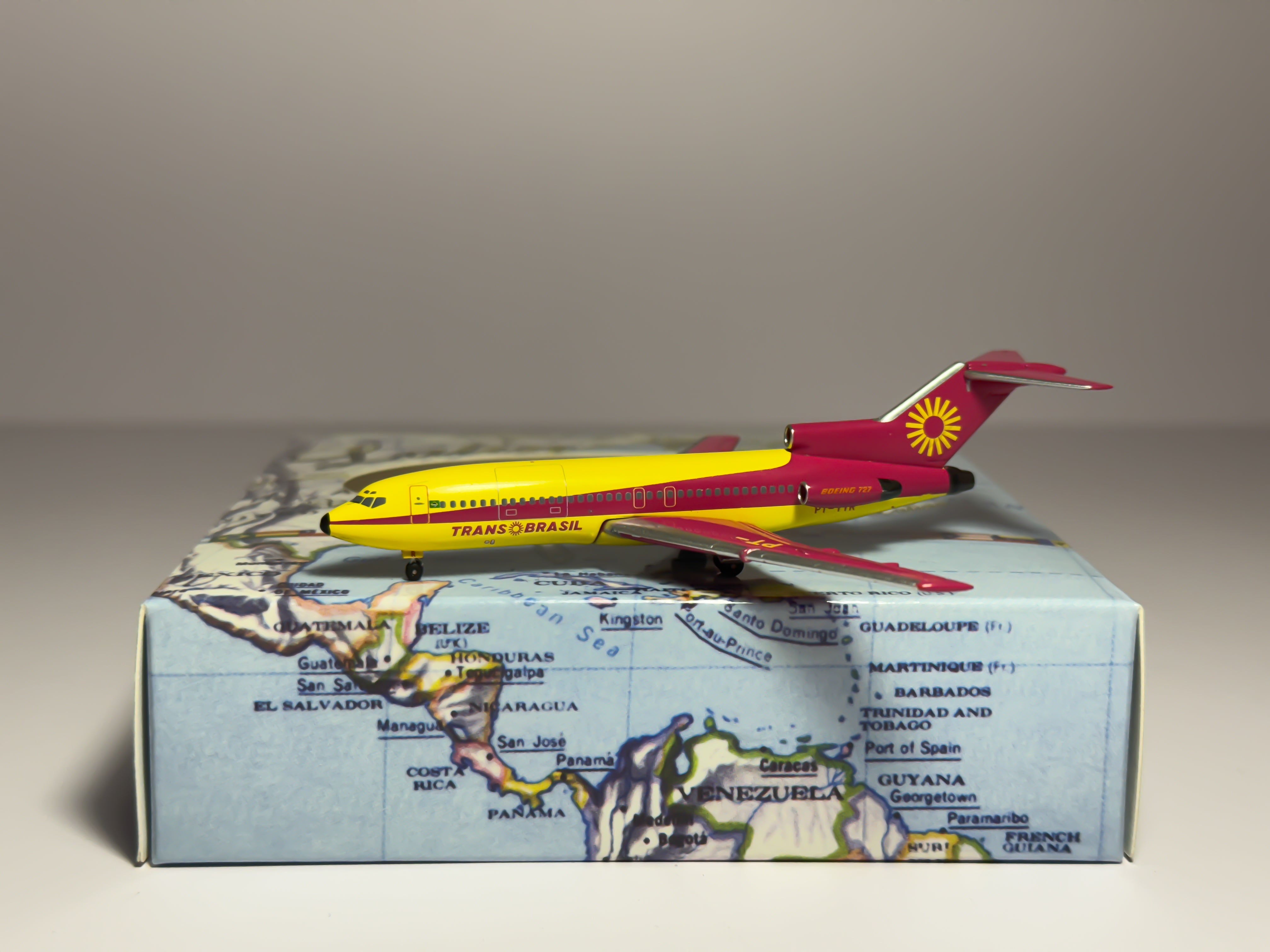 Trans Brasil Boeing 727-100 1:400 Aeroclassics PT-TYR (ACPTTYR)