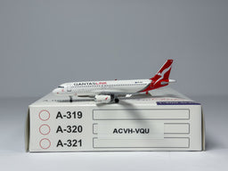 Qantas Link Airbus A320 1:400 Aeroclassics VH-VQU (ACQFA1018)