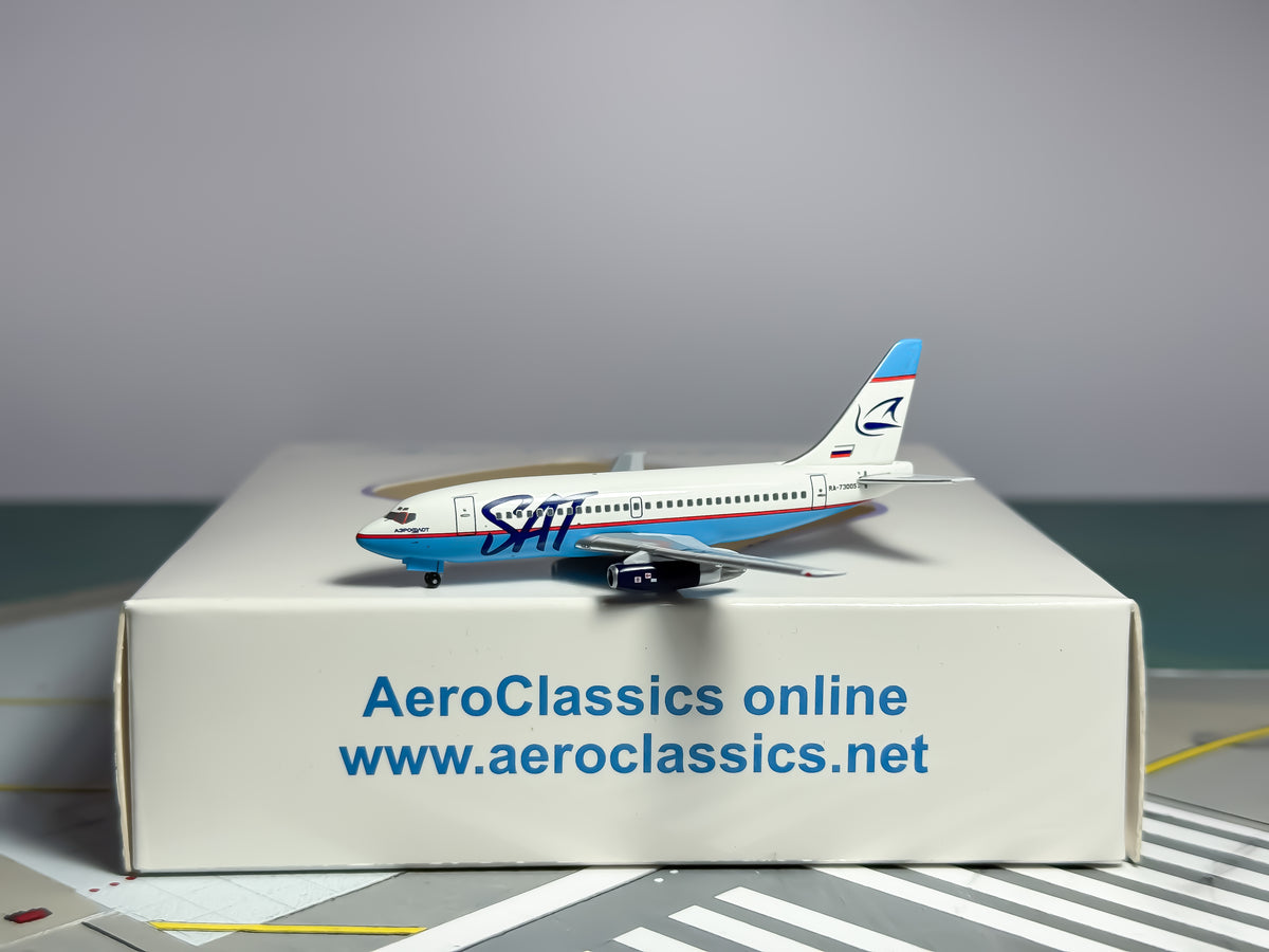 SAT Airlines Boeing 737-200 1:400 Aeroclassics RA-73005 (ACRA73005)