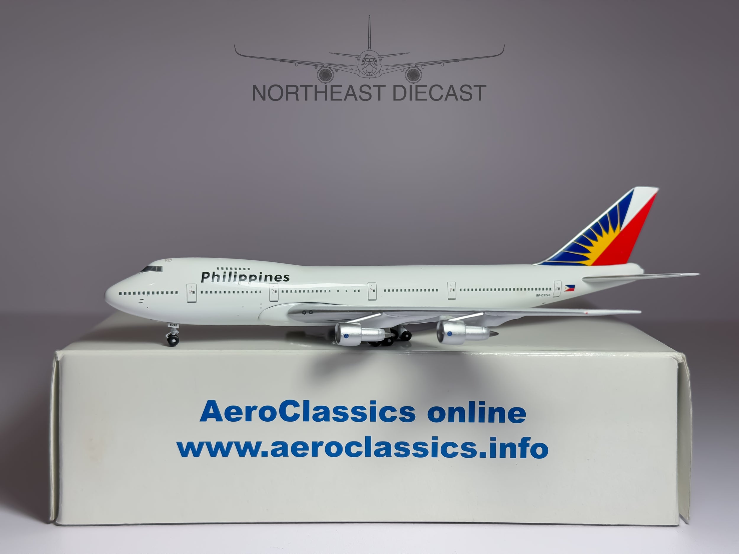 Philippines Airlines Boeing 747-200 1:400 Aeroclassics RP-C5745 (ACRPC5745)