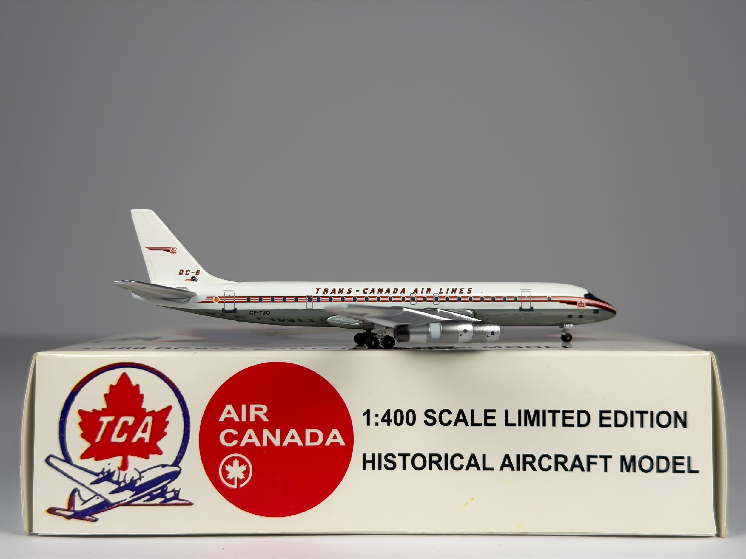 Trans-Canada Air Lines (TCA) Douglas DC-8-50 1:400 Aeroclassics CF-TJO (ACTCA0808A)