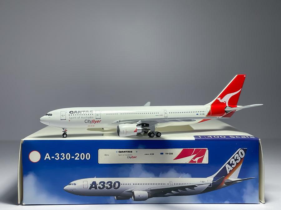 Qantas Airways Airbus A330-200 1:400 Aeroclassics VH-EBB (ACVHEBB)