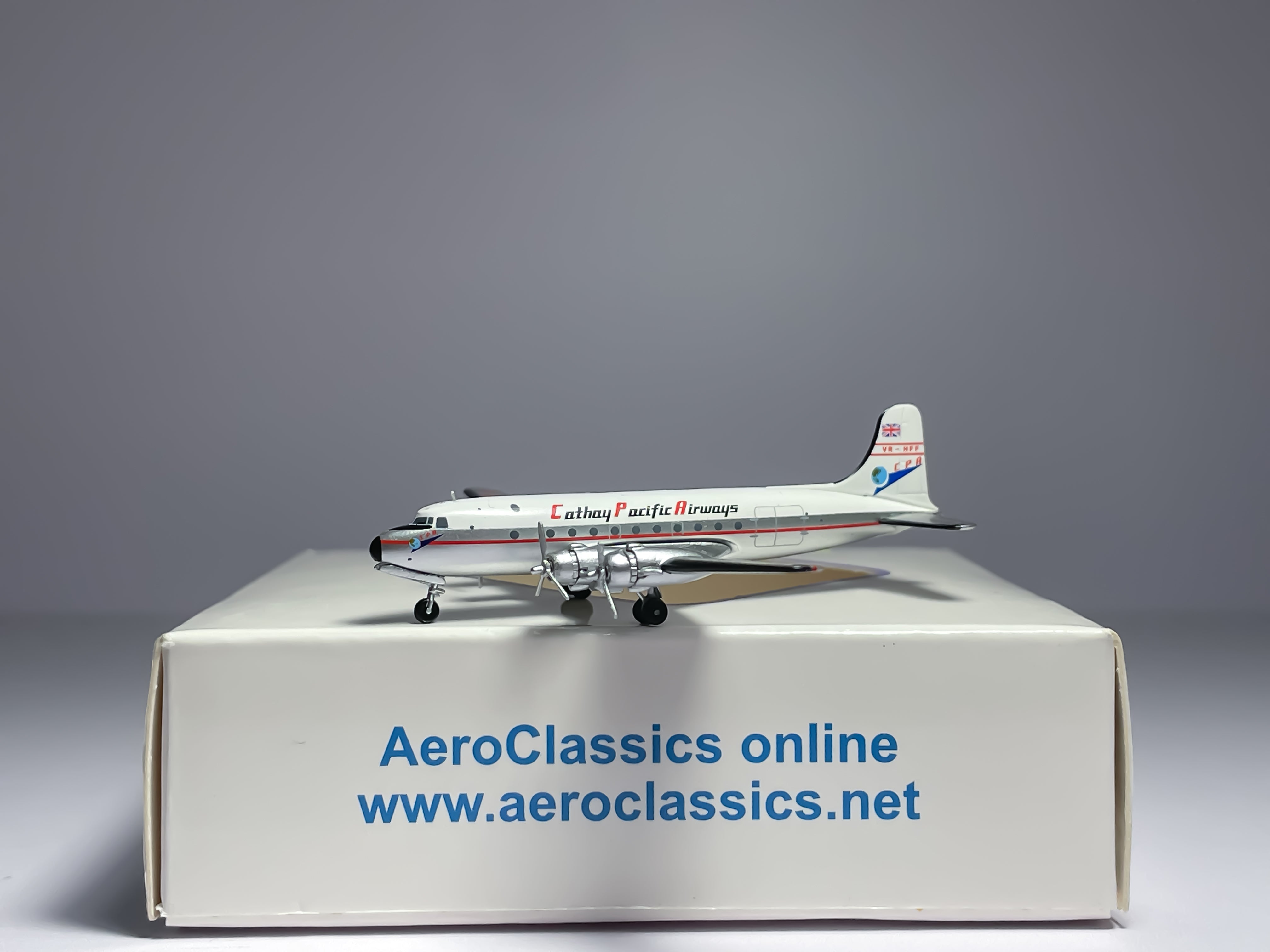 Cathay Pacific Douglas C-47 1:400 Aeroclassics VR-HFF (ACVRHFF)