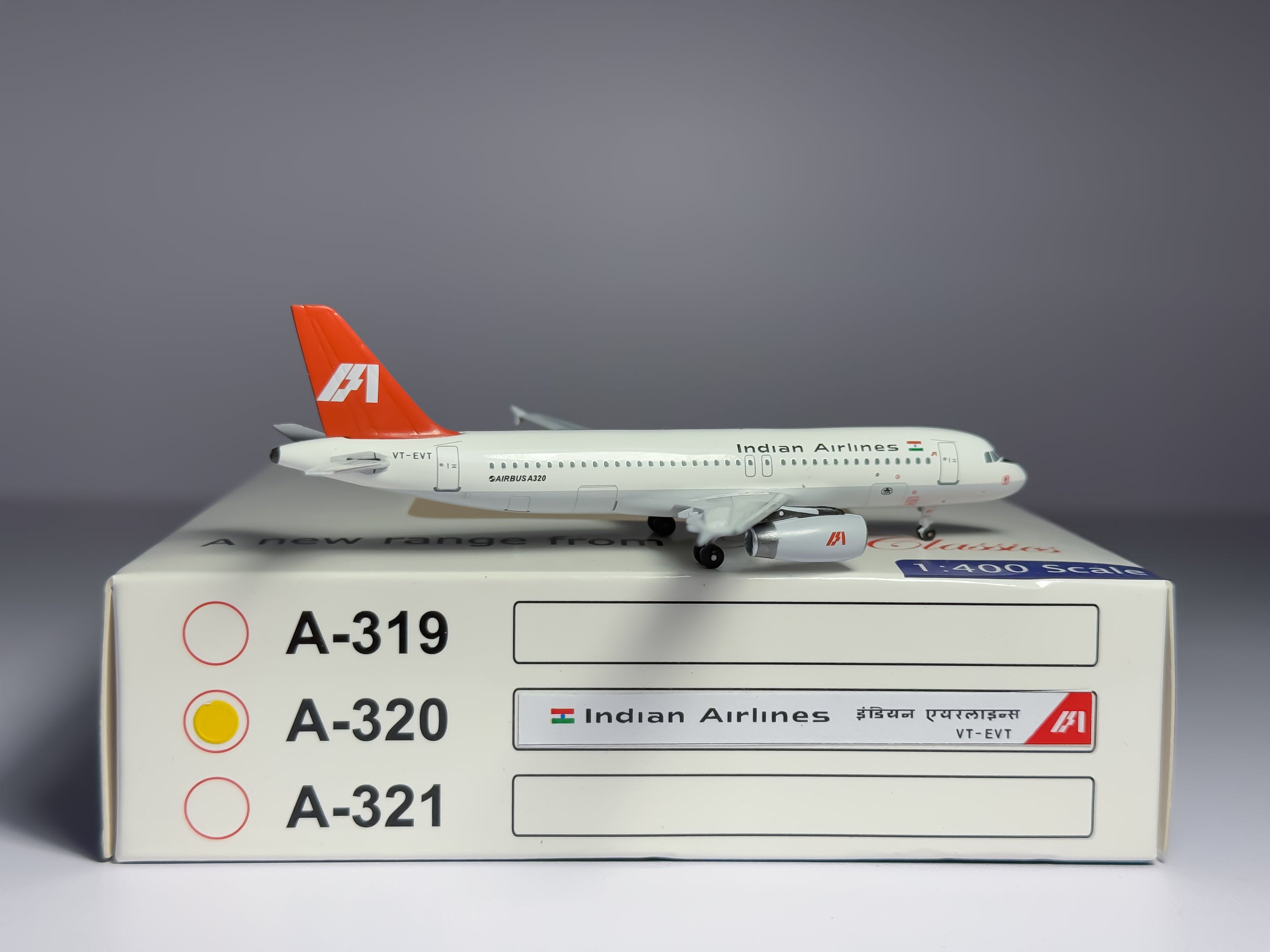 Indian Airlines Airbus A320 1:400 Aeroclassics VT-EVT (ACVTEVT)