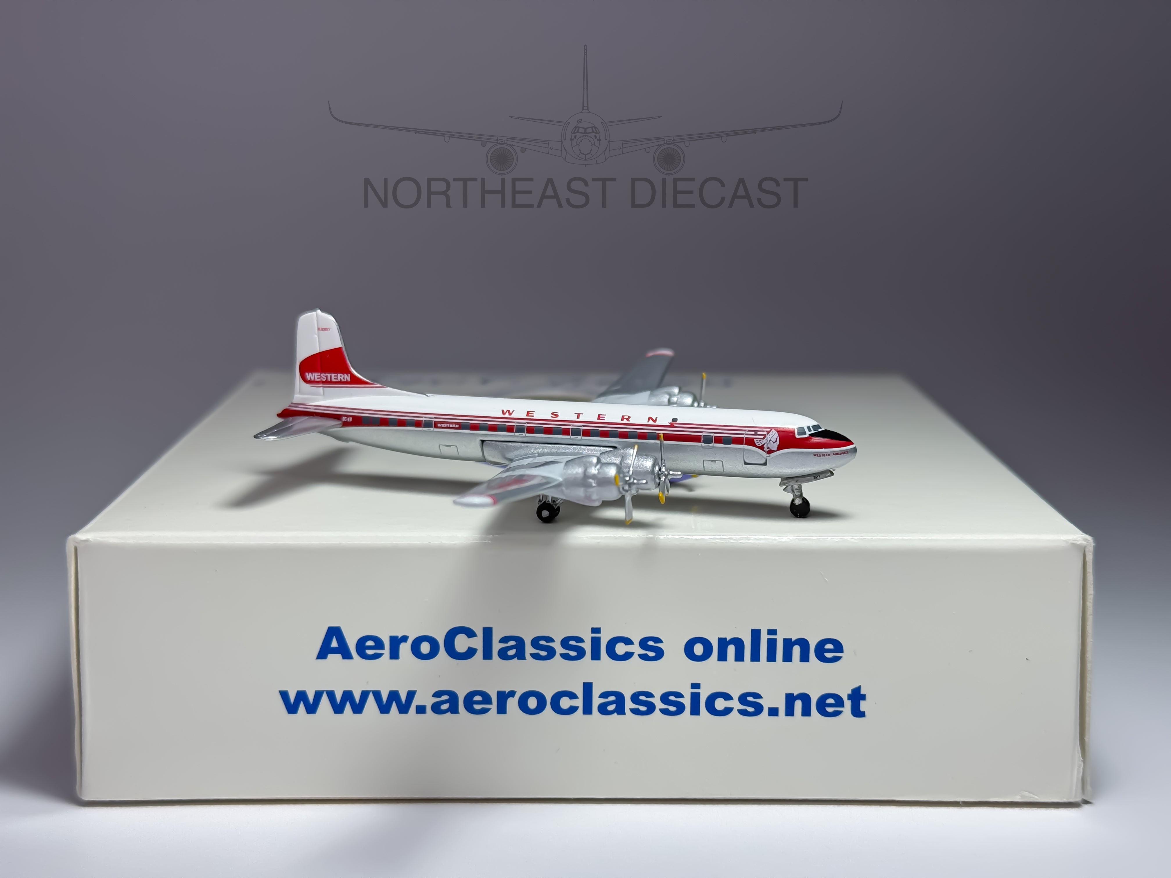 Western Airlines Douglas DC-6 1:400 Aeroclassics N93127 (ACWAL013)