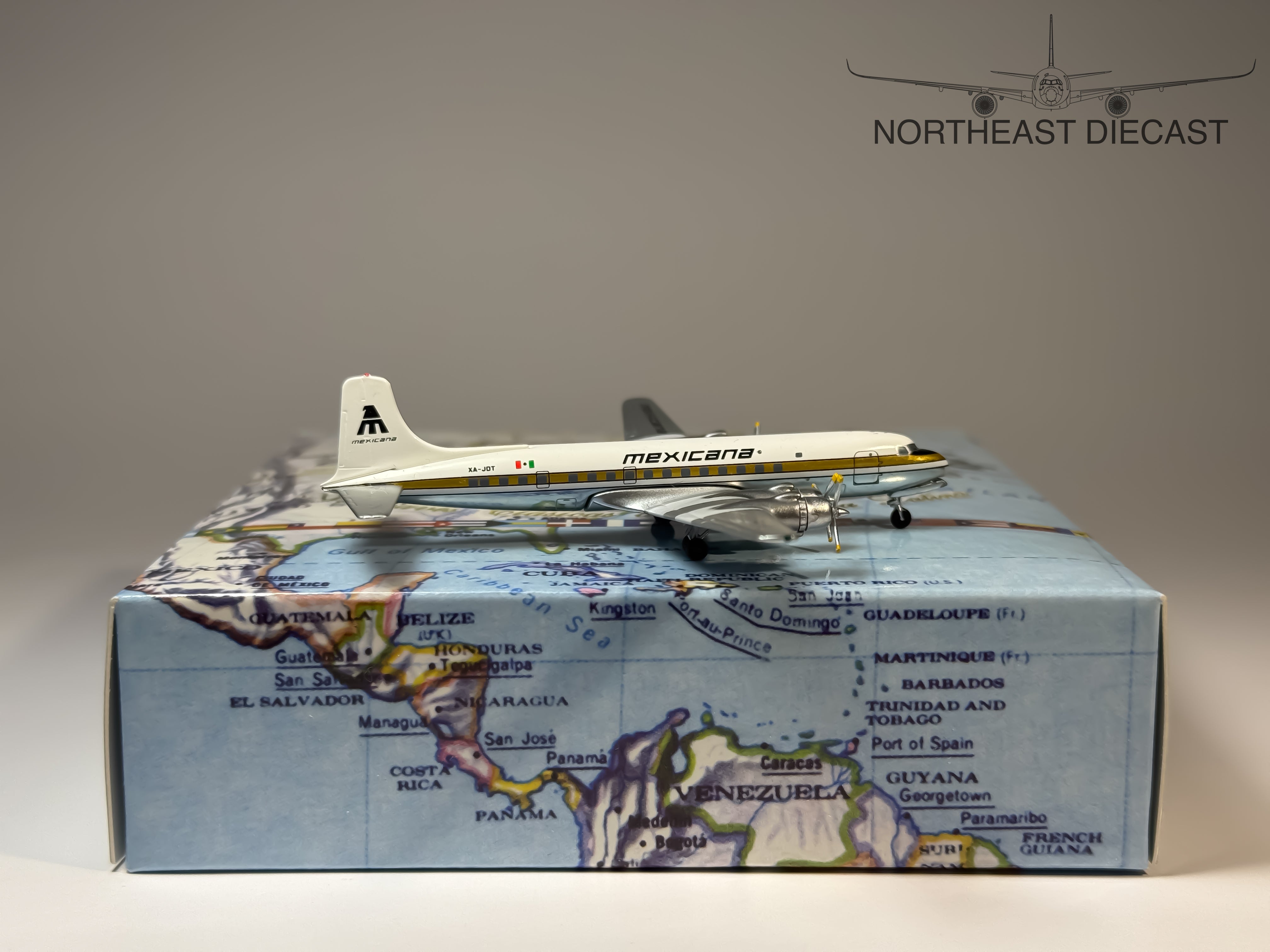 Mexicana Douglas DC-6 1:400 Aeroclassics XA-JOT (ACXAJOT)