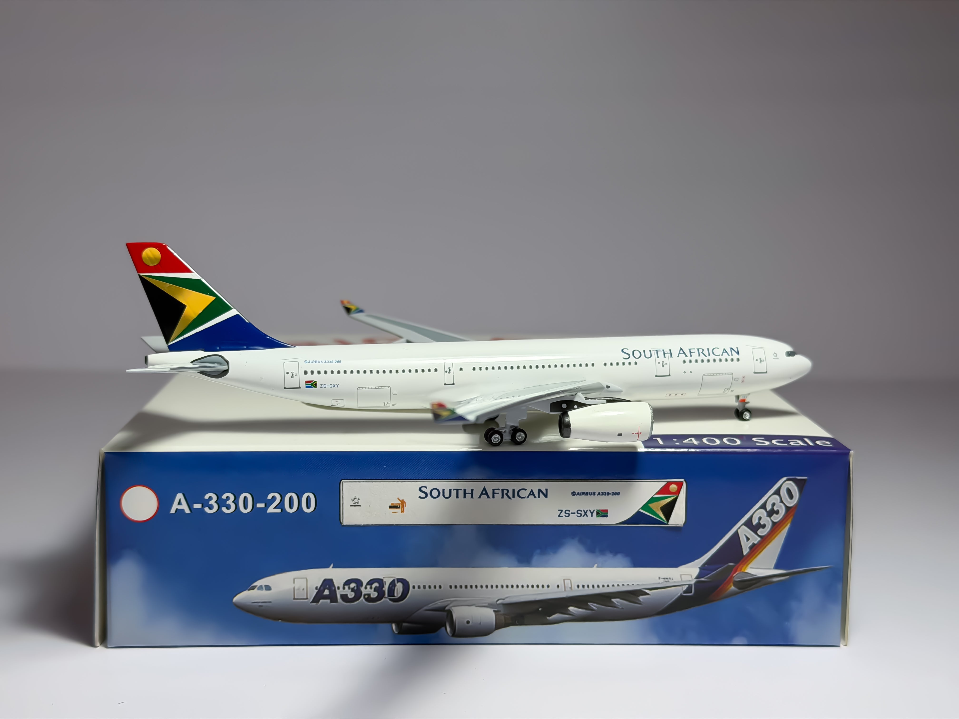 South African Airways Airbus A330-300 1:400 Aeroclassics ZS-SXY (ACZSSXY)