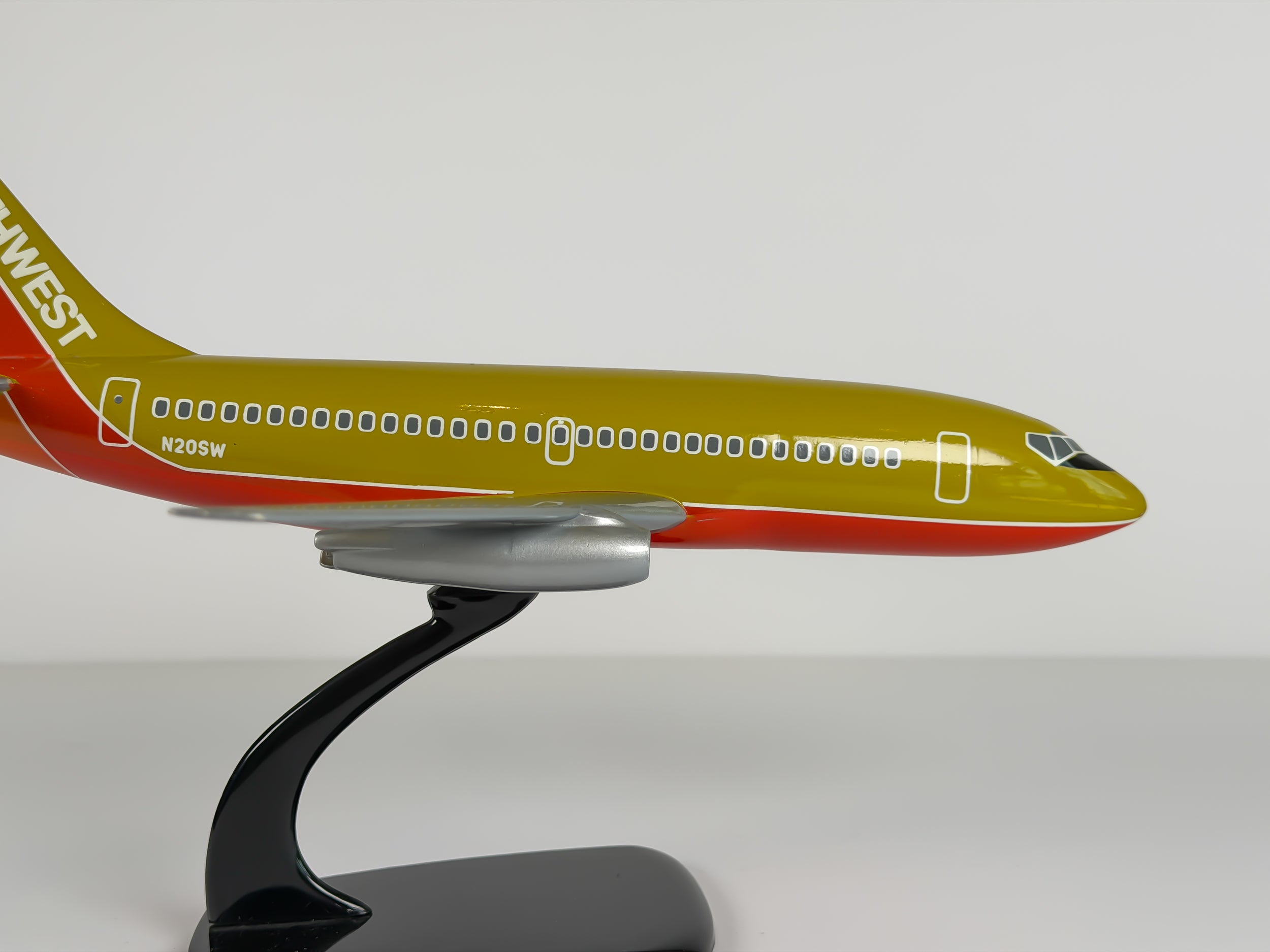 1:100 Southwest Airlines Boeing 737-200 (N20SW) - Mustard Rocket | Air Jet Advance