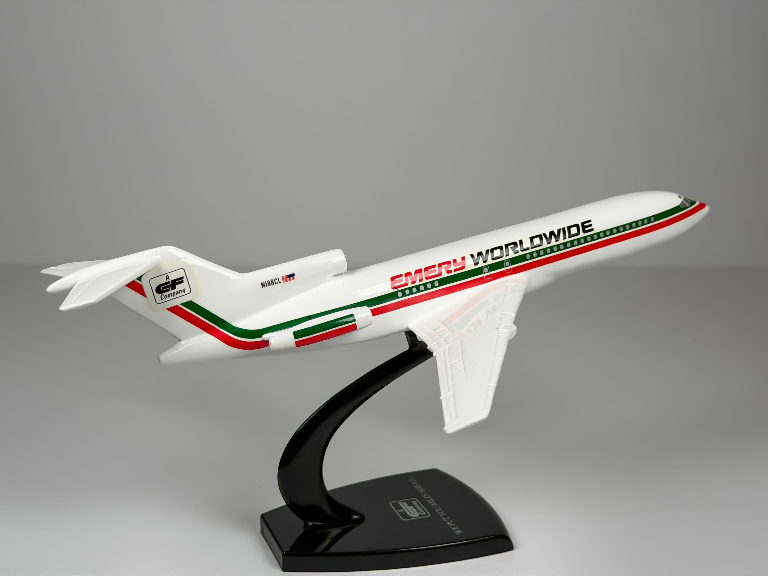 1:150 Emery Worldwide Airlines Boeing 727-100F (N188CL) | Air Jet Advance