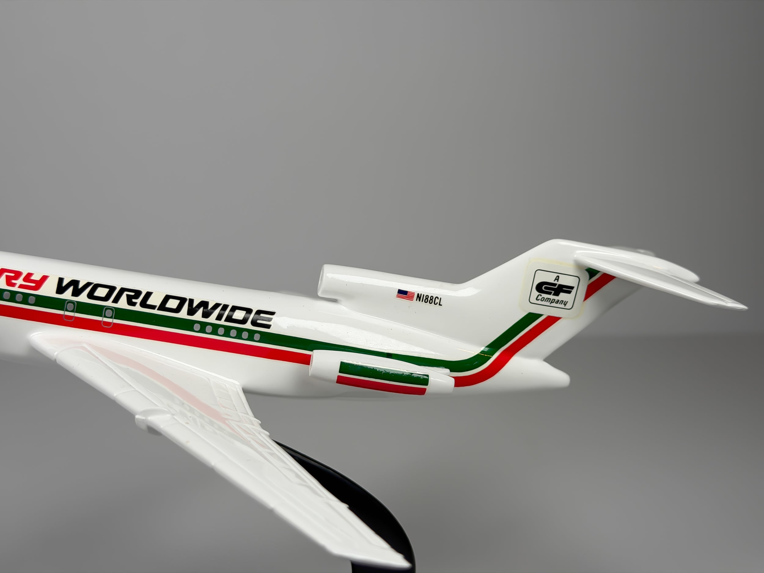 1:150 Emery Worldwide Airlines Boeing 727-100F (N188CL) | Air Jet Advance
