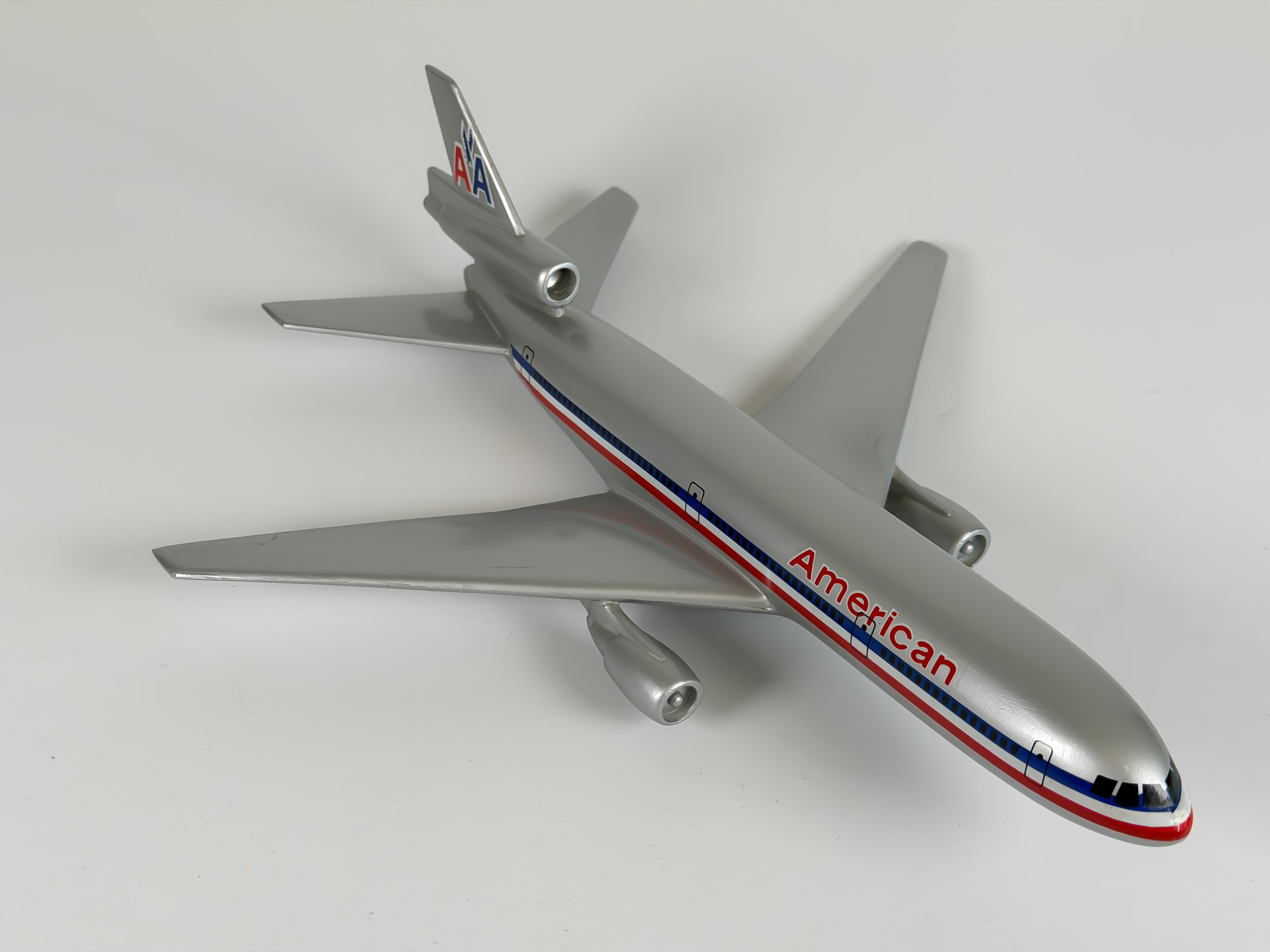 1:200 American Airlines McDonnell Douglas DC-10-30 (N1801AA) - Eagle - Bare Metal | Air Jet Advance