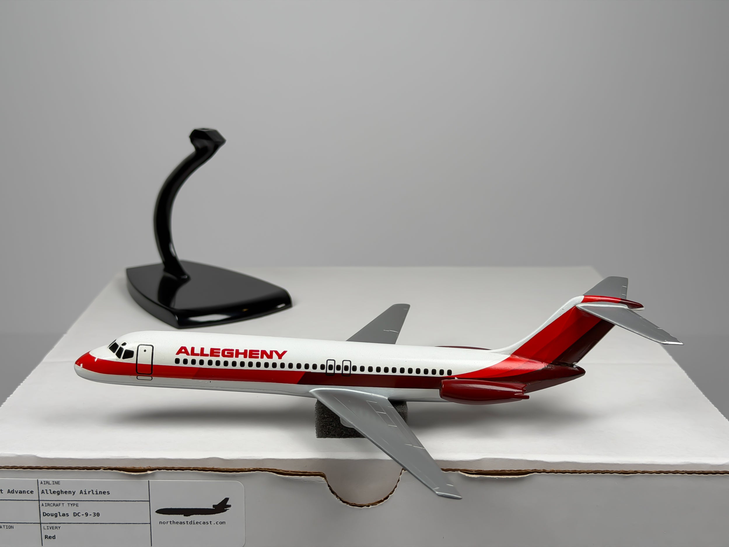1:200 Allegheny Airlines Douglas DC-9-30 - Red | Air Jet Advance