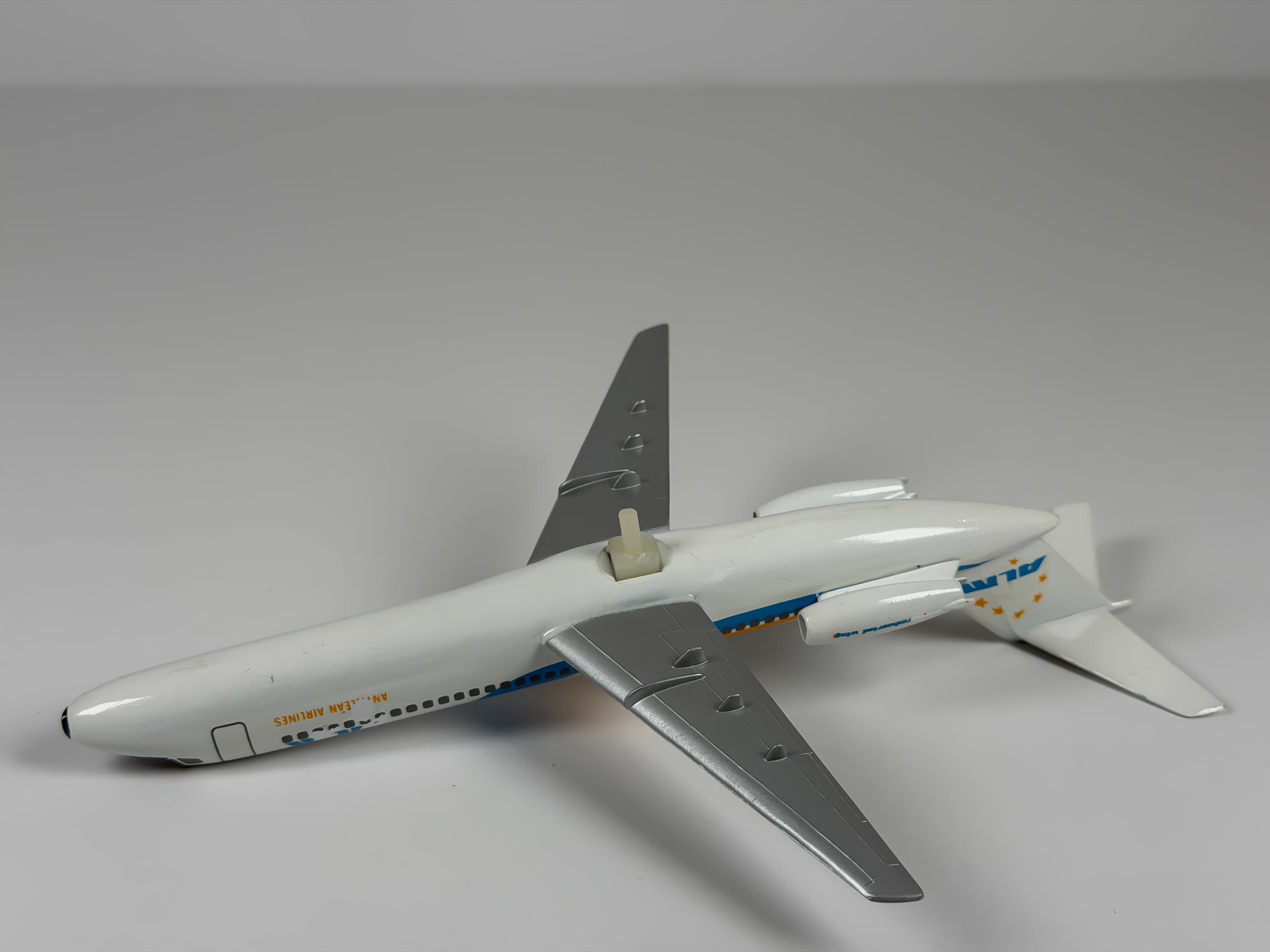 1:200 ALM Douglas DC-9-30 - Orange/Blue | Air Jet Advance