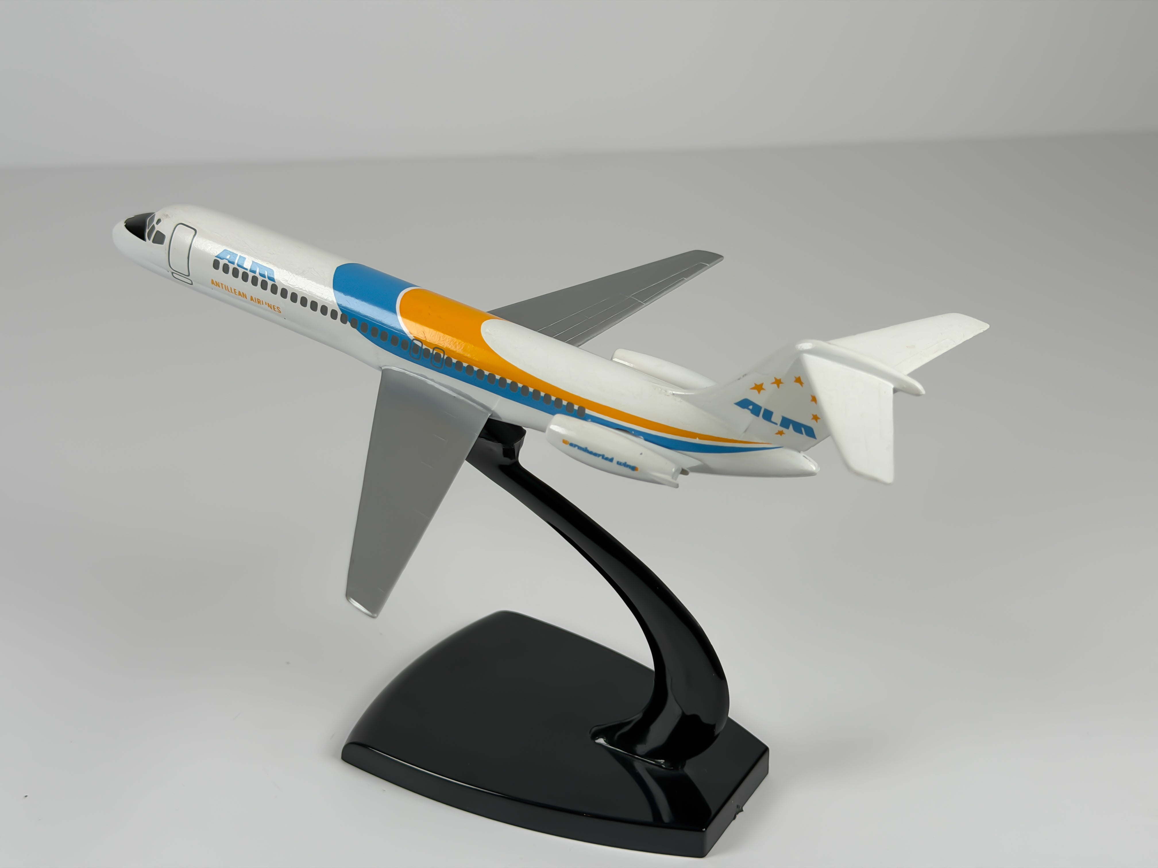 1:200 ALM Douglas DC-9-30 - Orange/Blue | Air Jet Advance