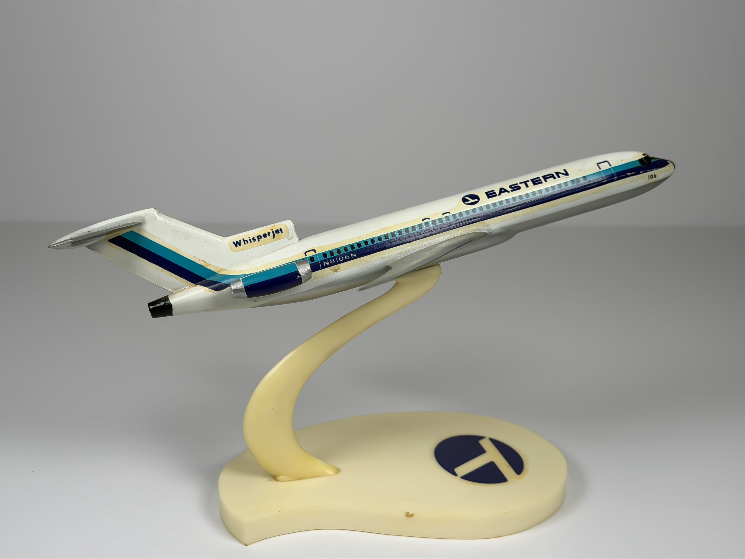 1:200 Eastern Air Lines Boeing 727-200 (N8106N) - White Hockey Stick | Air Jet Advance