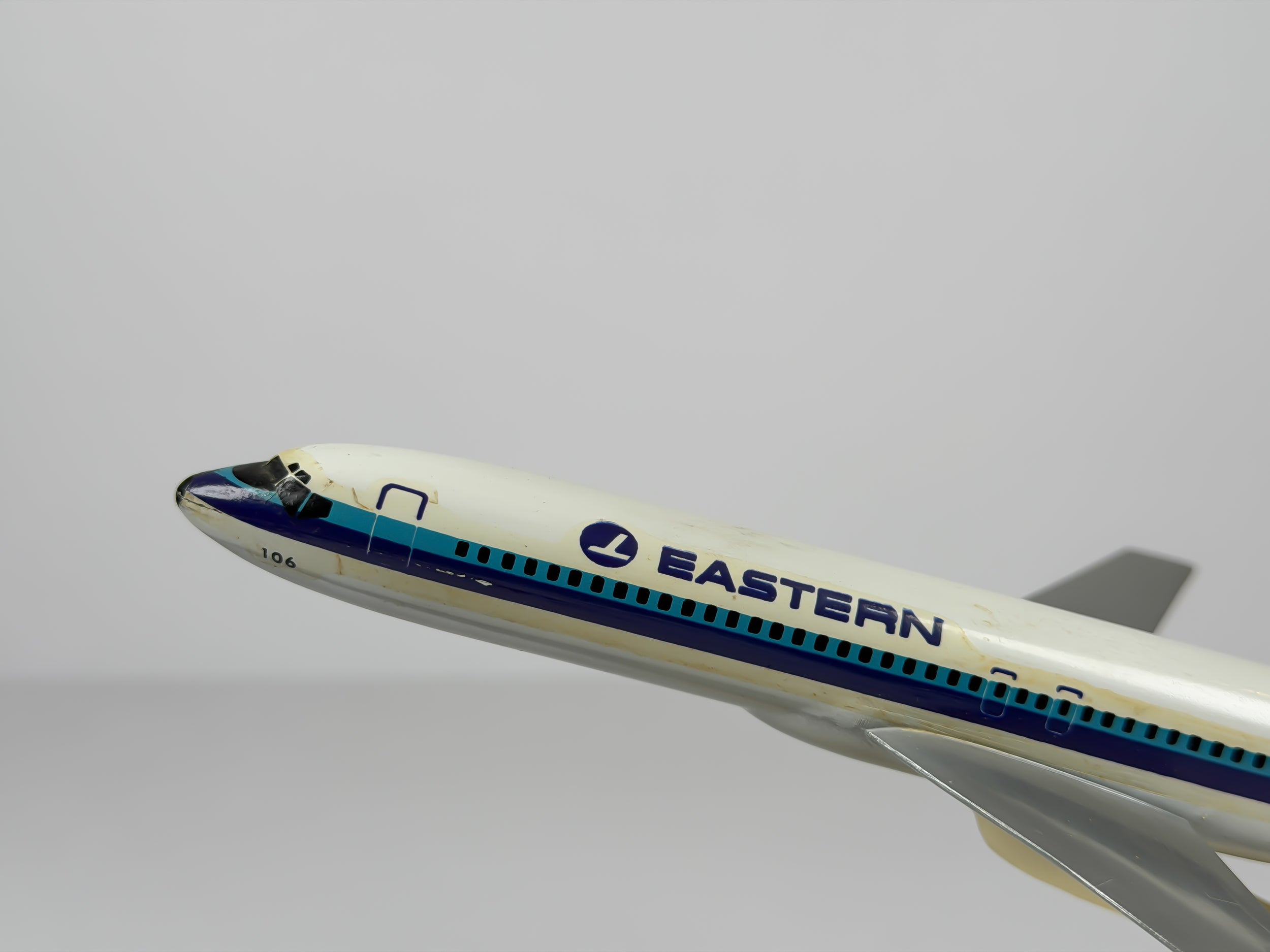 1:200 Eastern Air Lines Boeing 727-200 (N8106N) - White Hockey Stick | Air Jet Advance