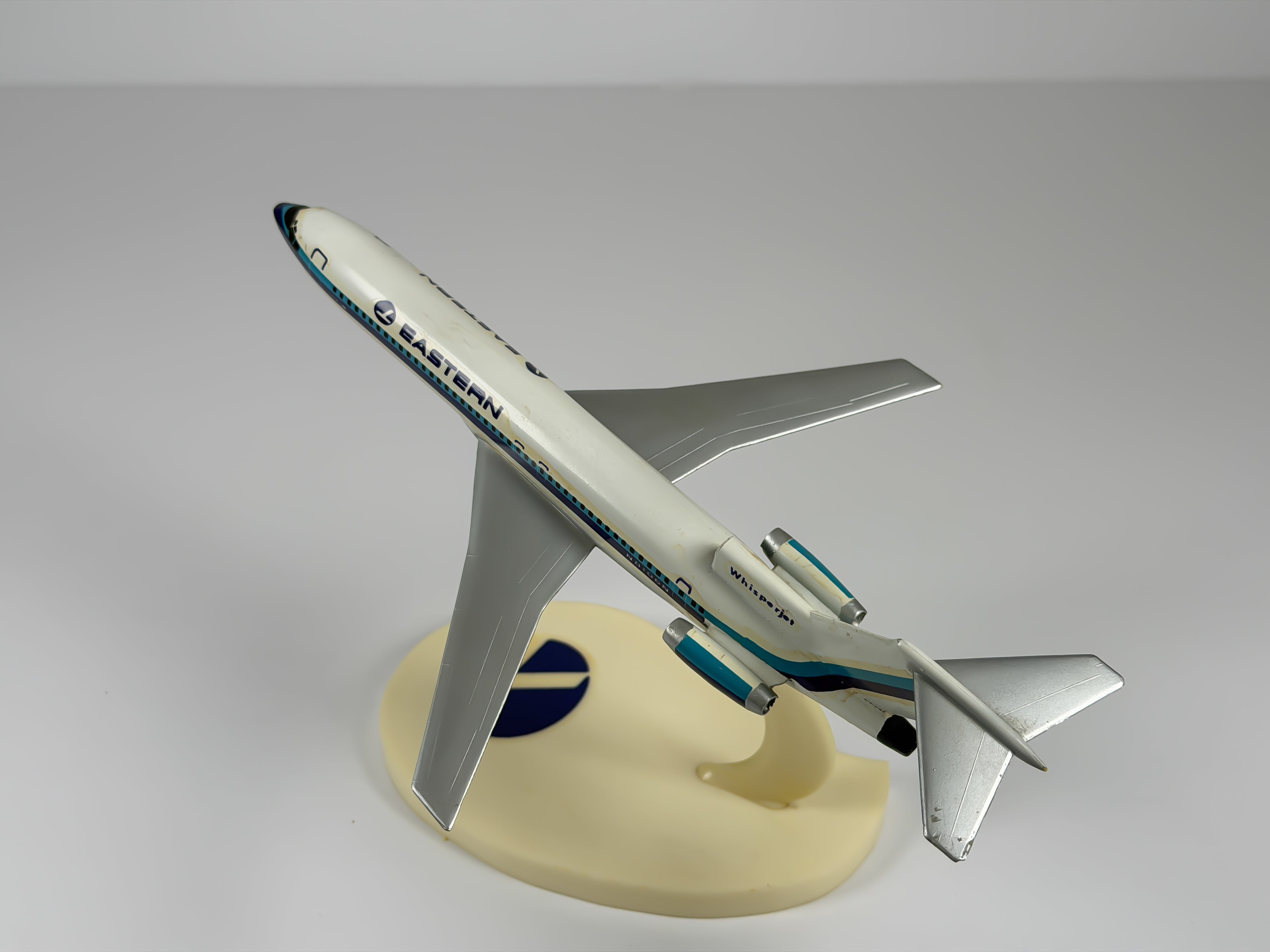 1:200 Eastern Air Lines Boeing 727-200 (N8106N) - White Hockey Stick | Air Jet Advance