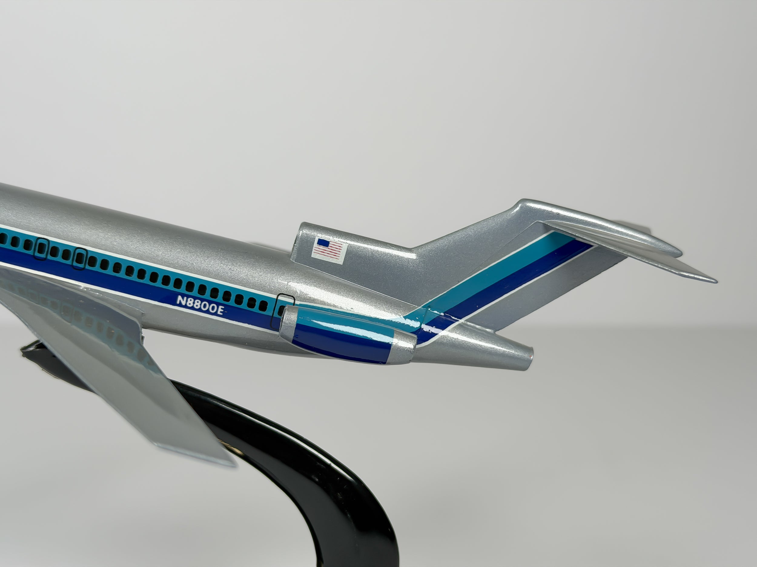 1:200 Eastern Air Lines Boeing 727-200 (N8800E) - Grey Hockey Stick | Air Jet Advance