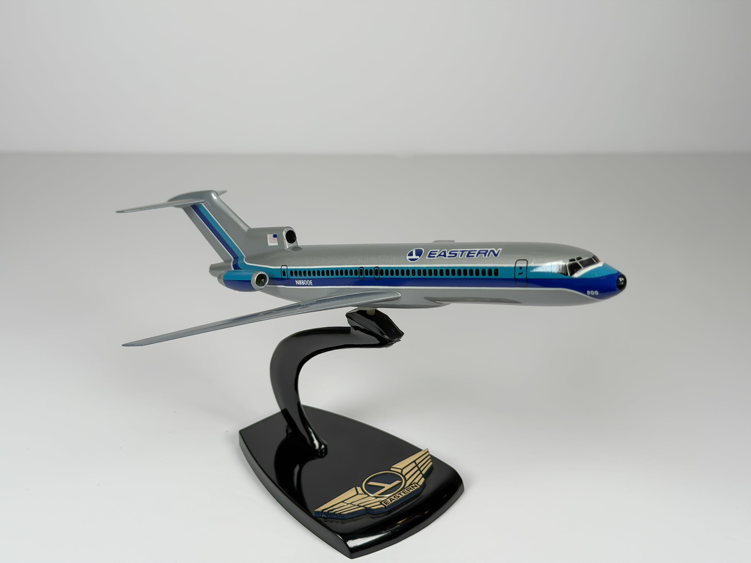 1:200 Eastern Air Lines Boeing 727-200 (N8800E) - Grey Hockey Stick | Air Jet Advance